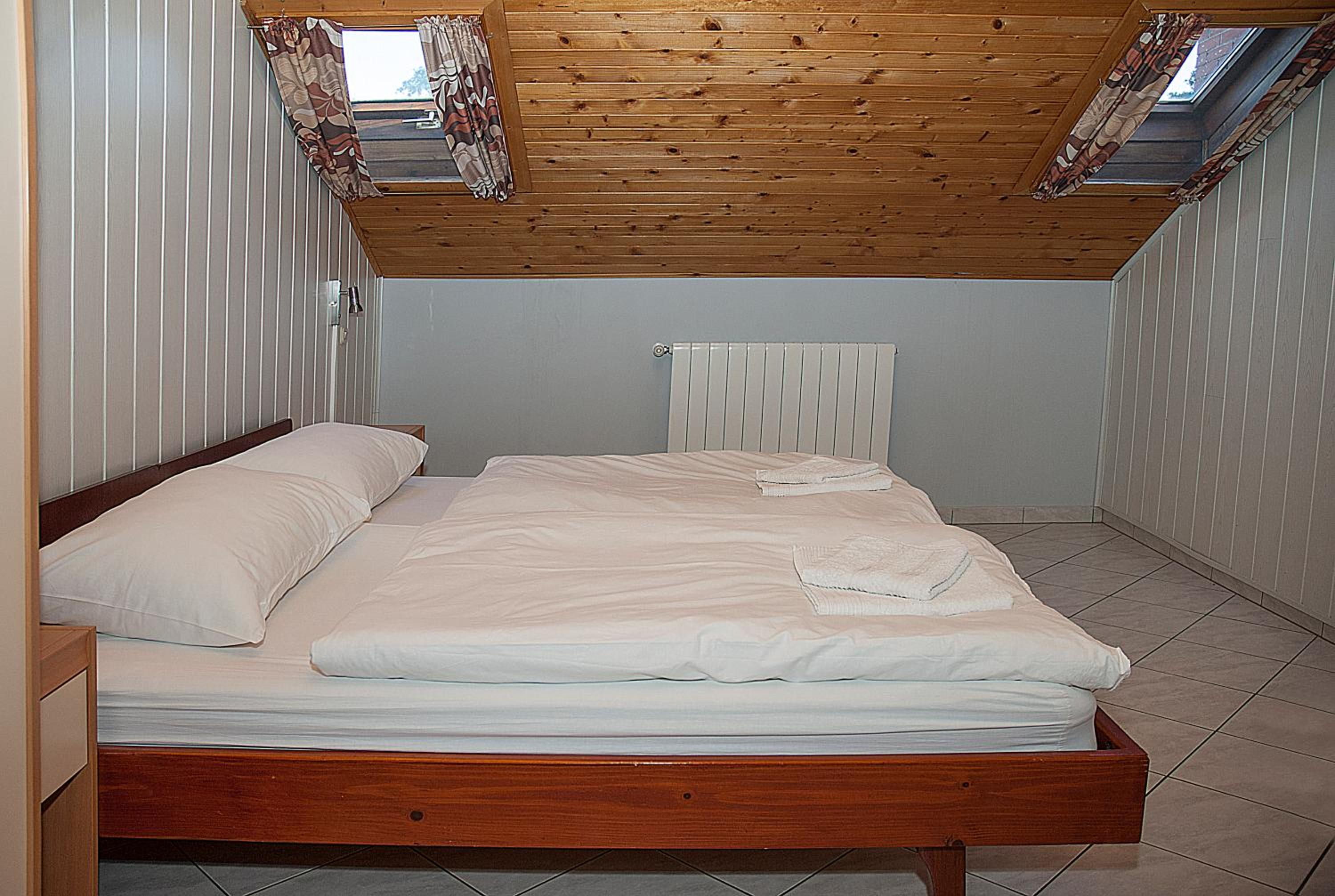 Photo 56