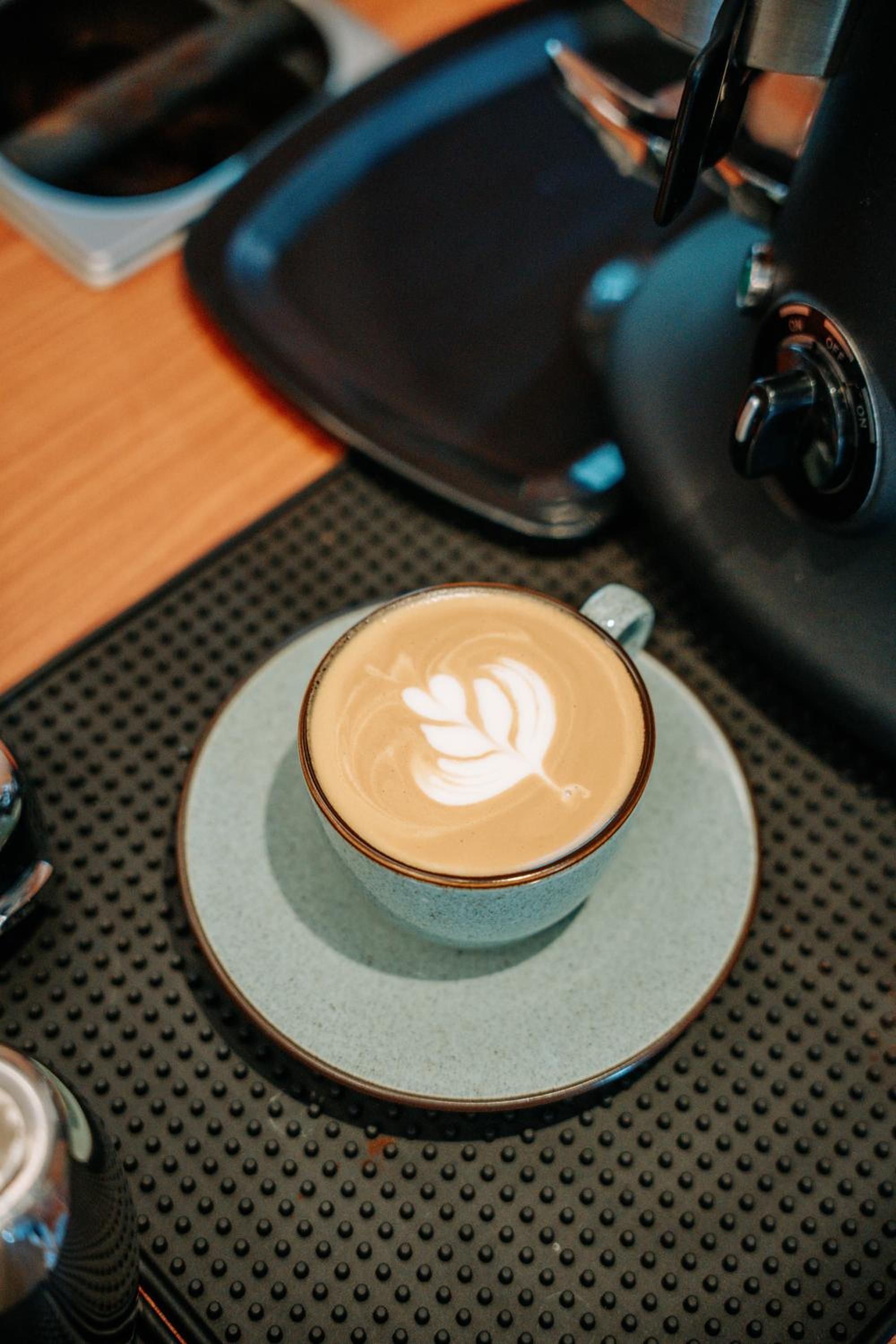Puu Pau Hotel & Coffee Shop view 2