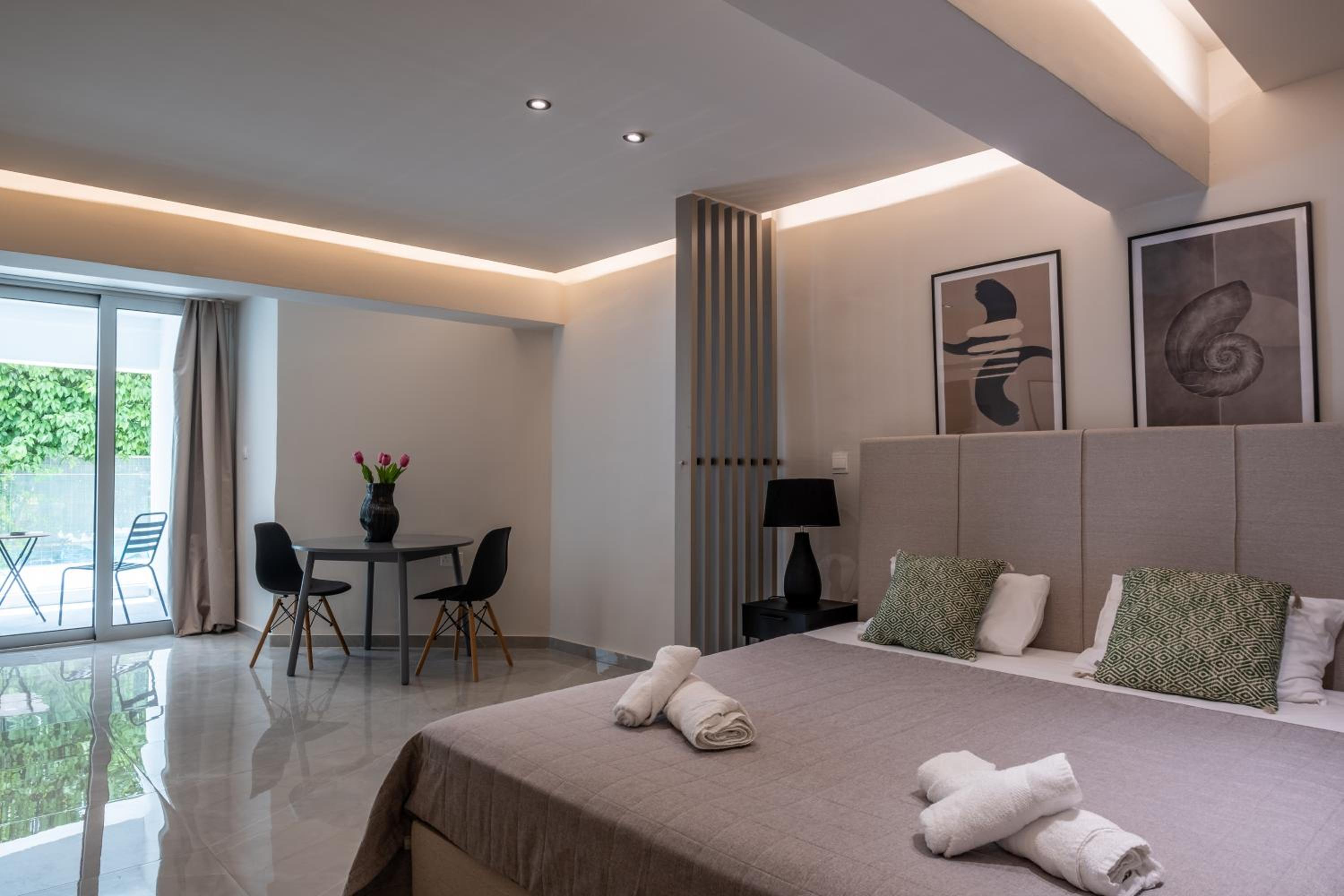 Georgiana Suites