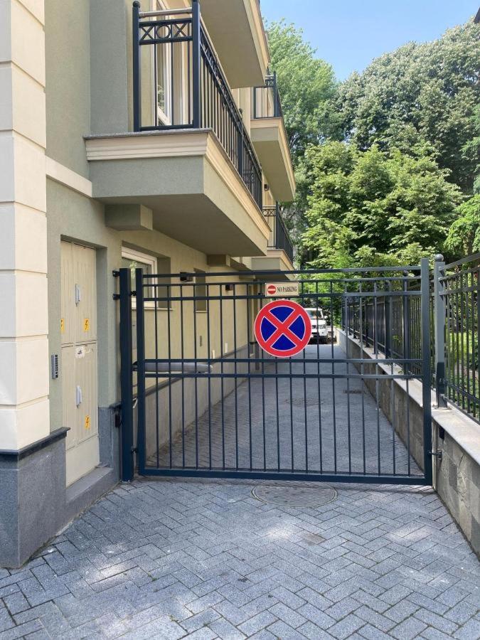 8th Hill Apartments