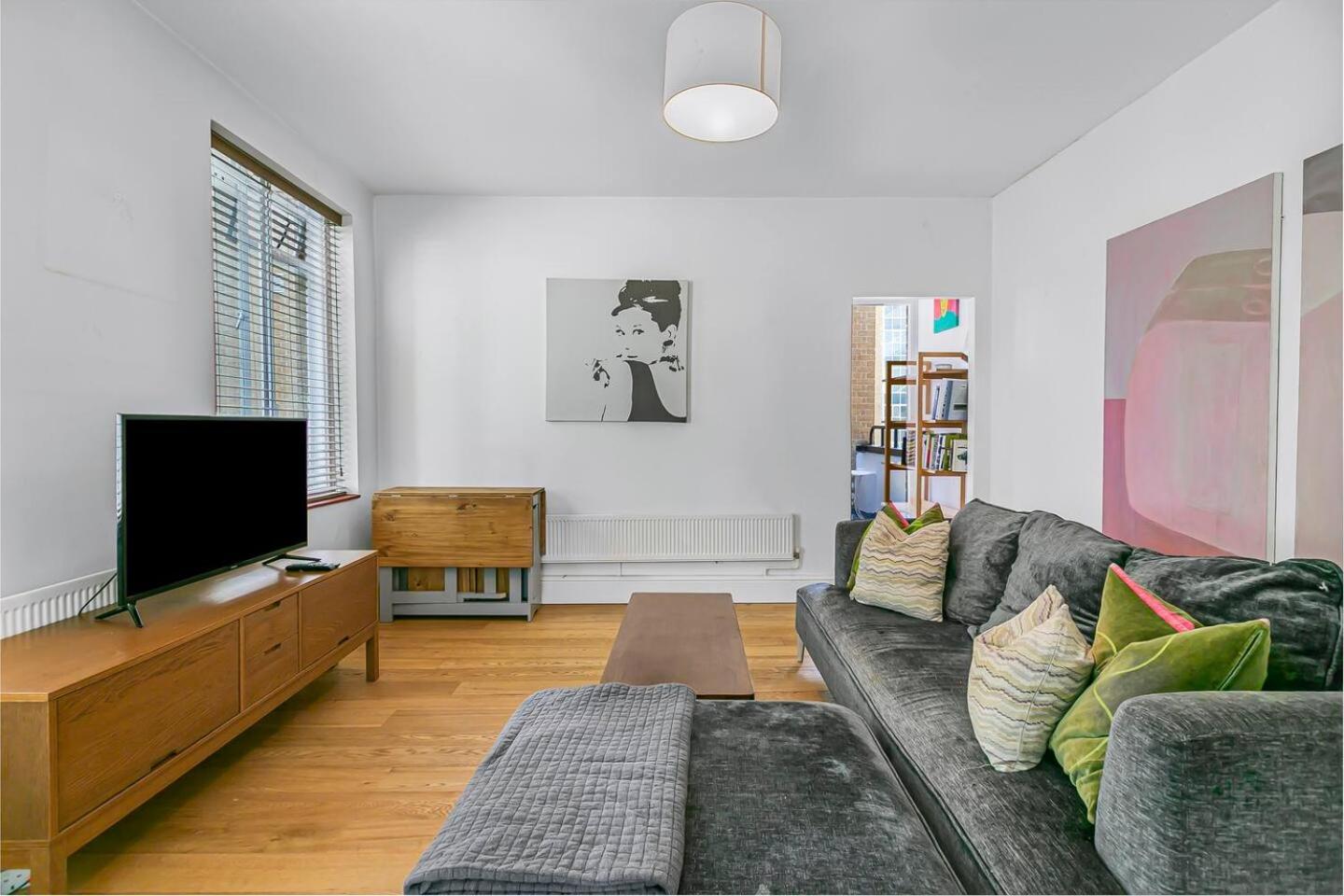 Cozy flat in Beautiful Little Venice, London - Pass the Keys