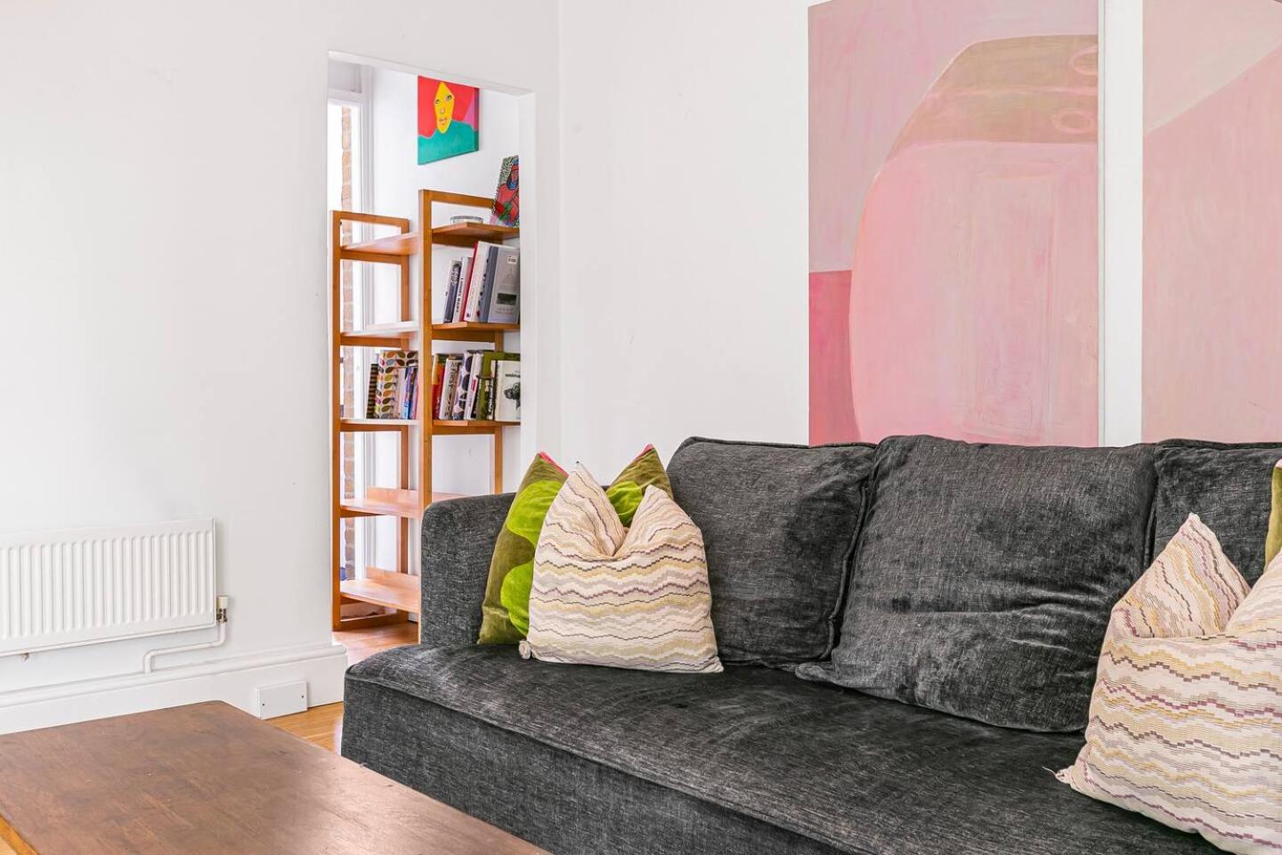 Cozy flat in Beautiful Little Venice, London - Pass the Keys