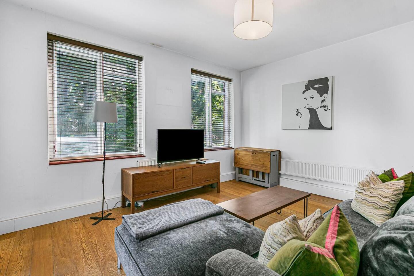 Cozy flat in Beautiful Little Venice, London - Pass the Keys