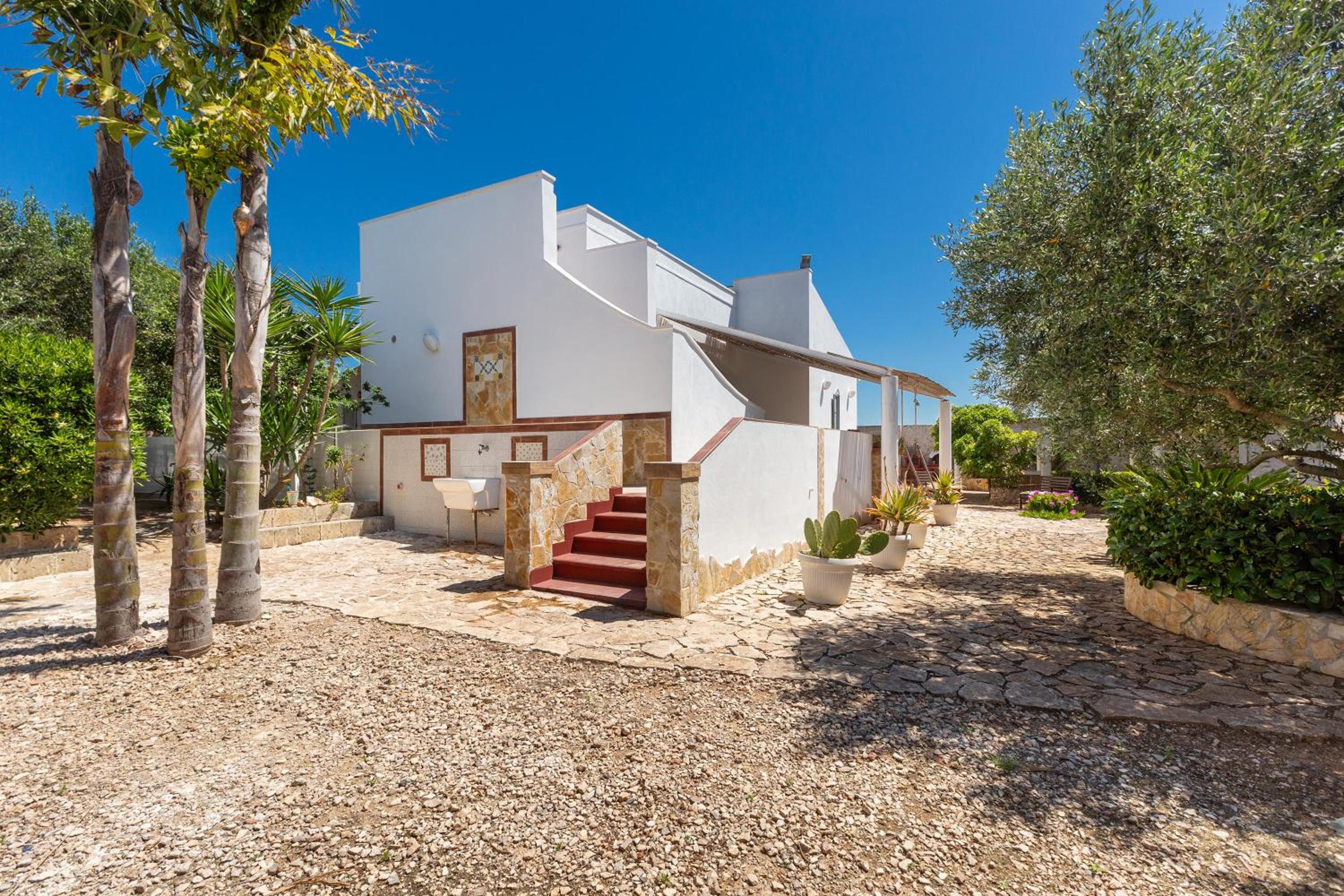 Villa Ilios by BarbarHouse view 3