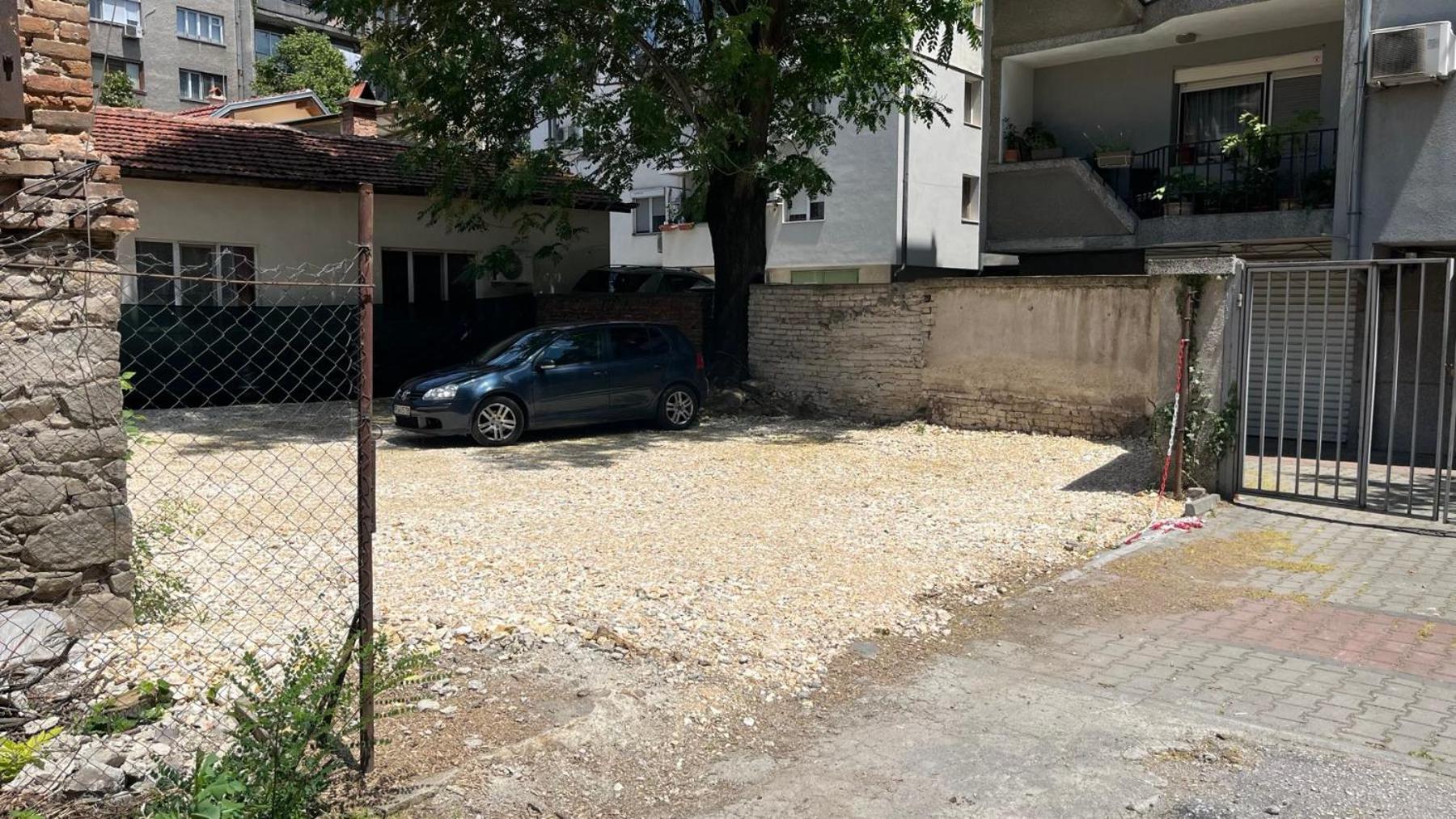 8th Hill Apartments