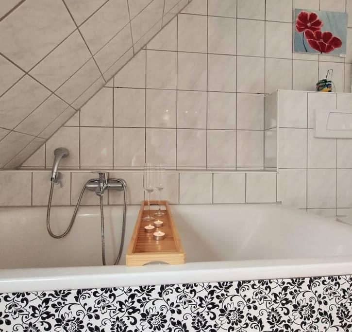 Ruhiges 4 Sterne Exzellenz-Appartement DIANA im Elb-Urstromtal - fast WLAN, good for long-terms