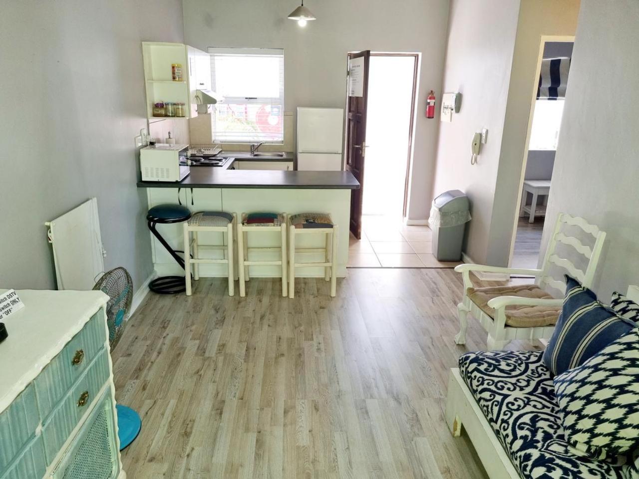 Two bedroom on Trotter view 4