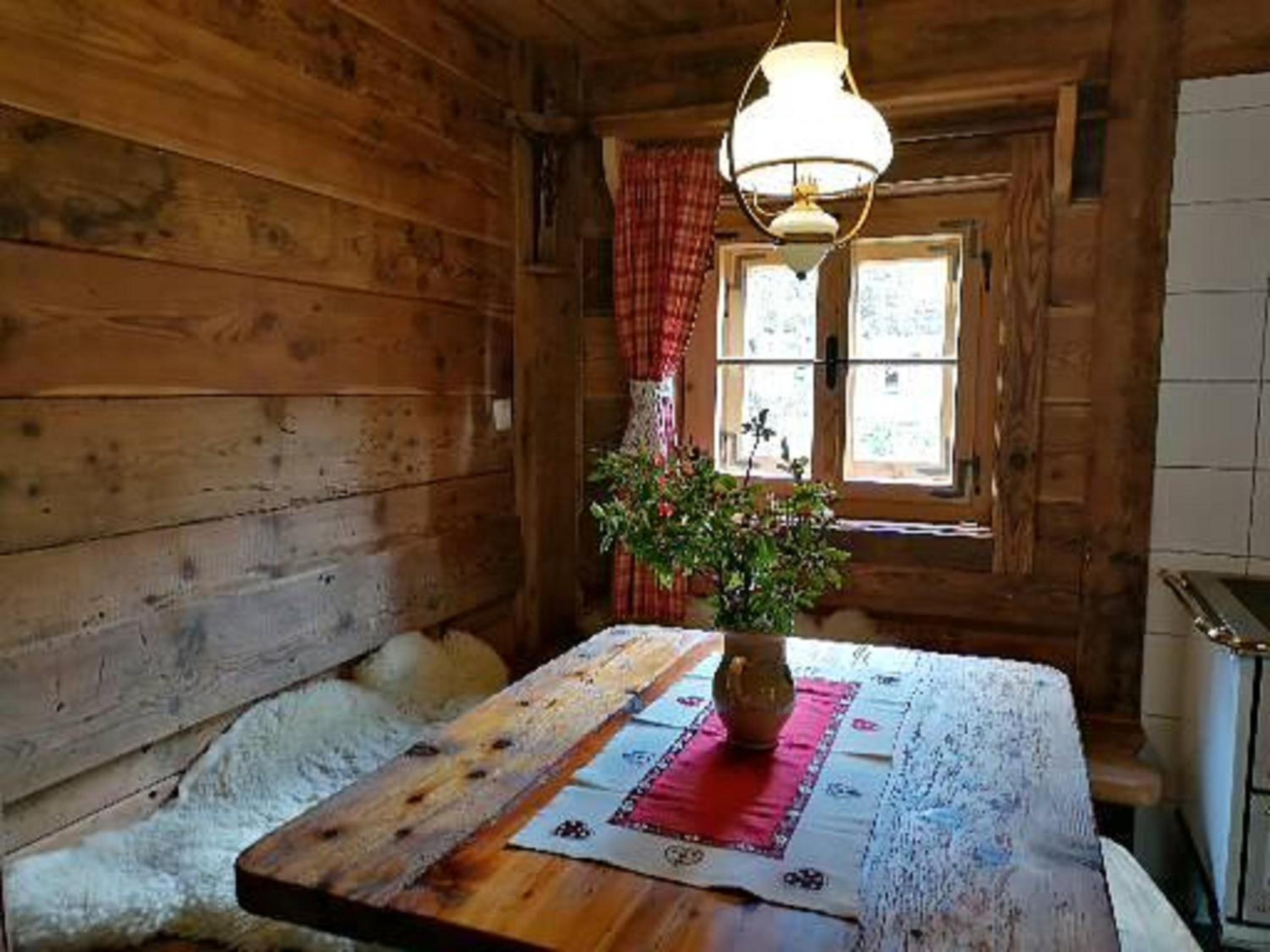 Schlosswirt Chalets & Apartments