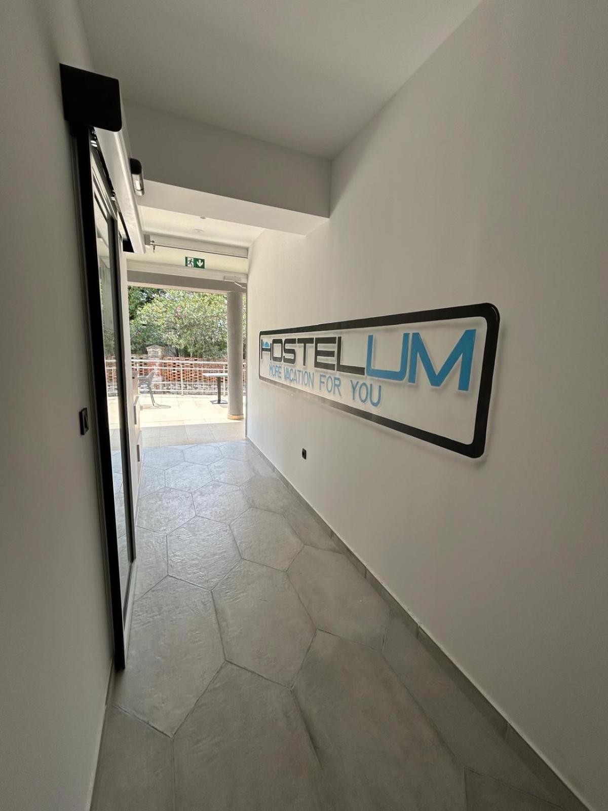 Hostelum