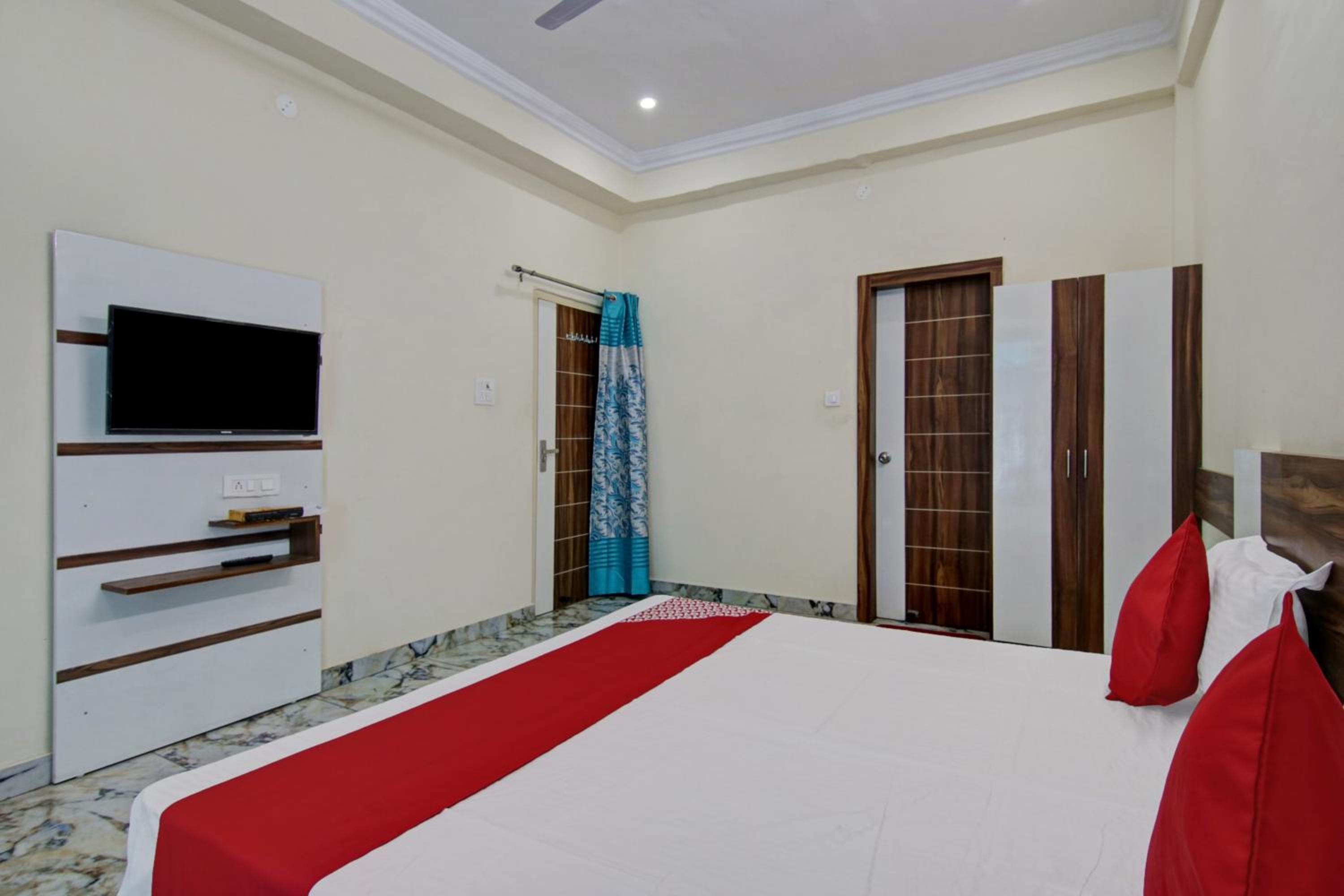 Hotel O Amrit Homestays view 5
