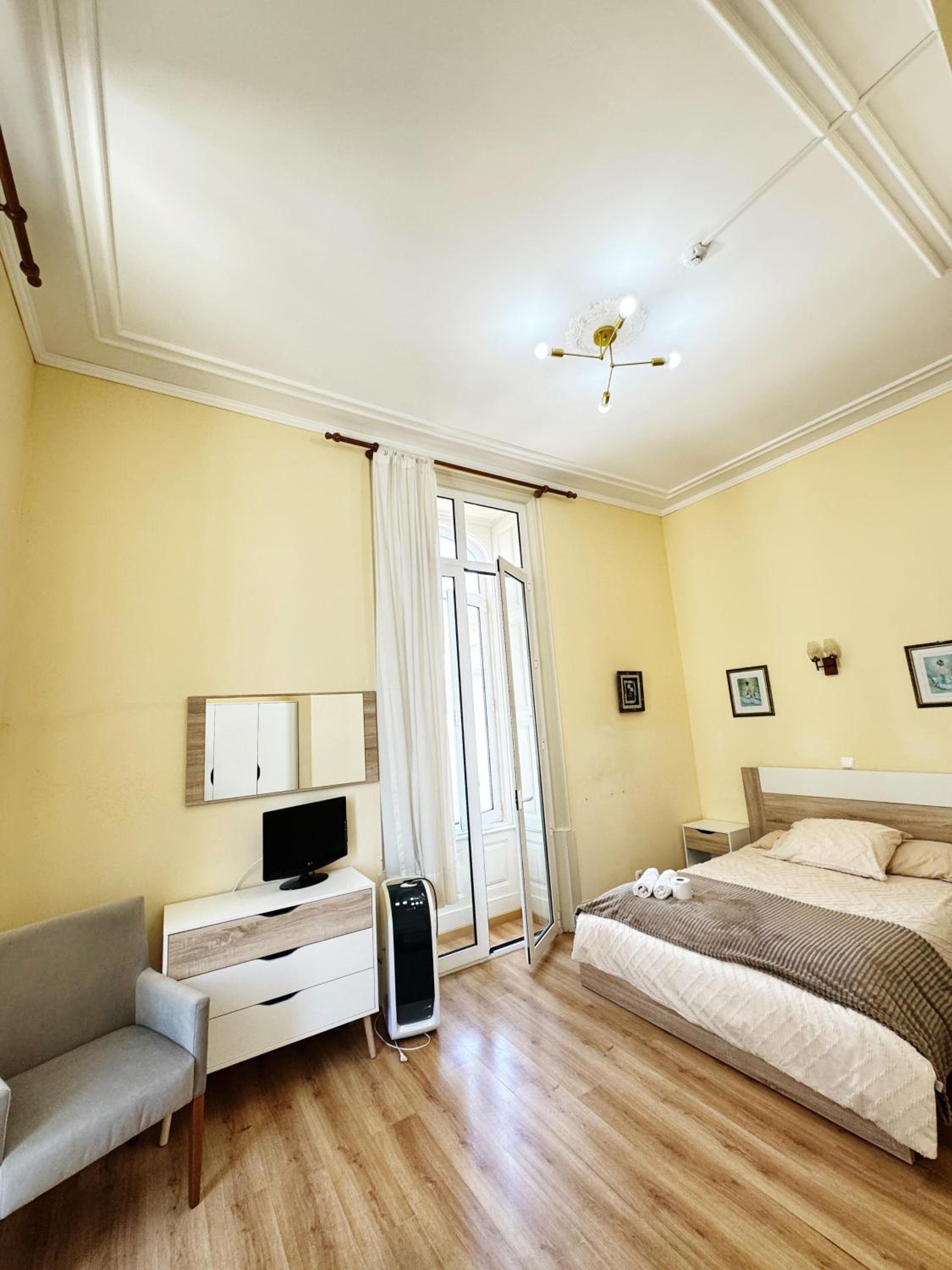 Central Guest House, photo 24