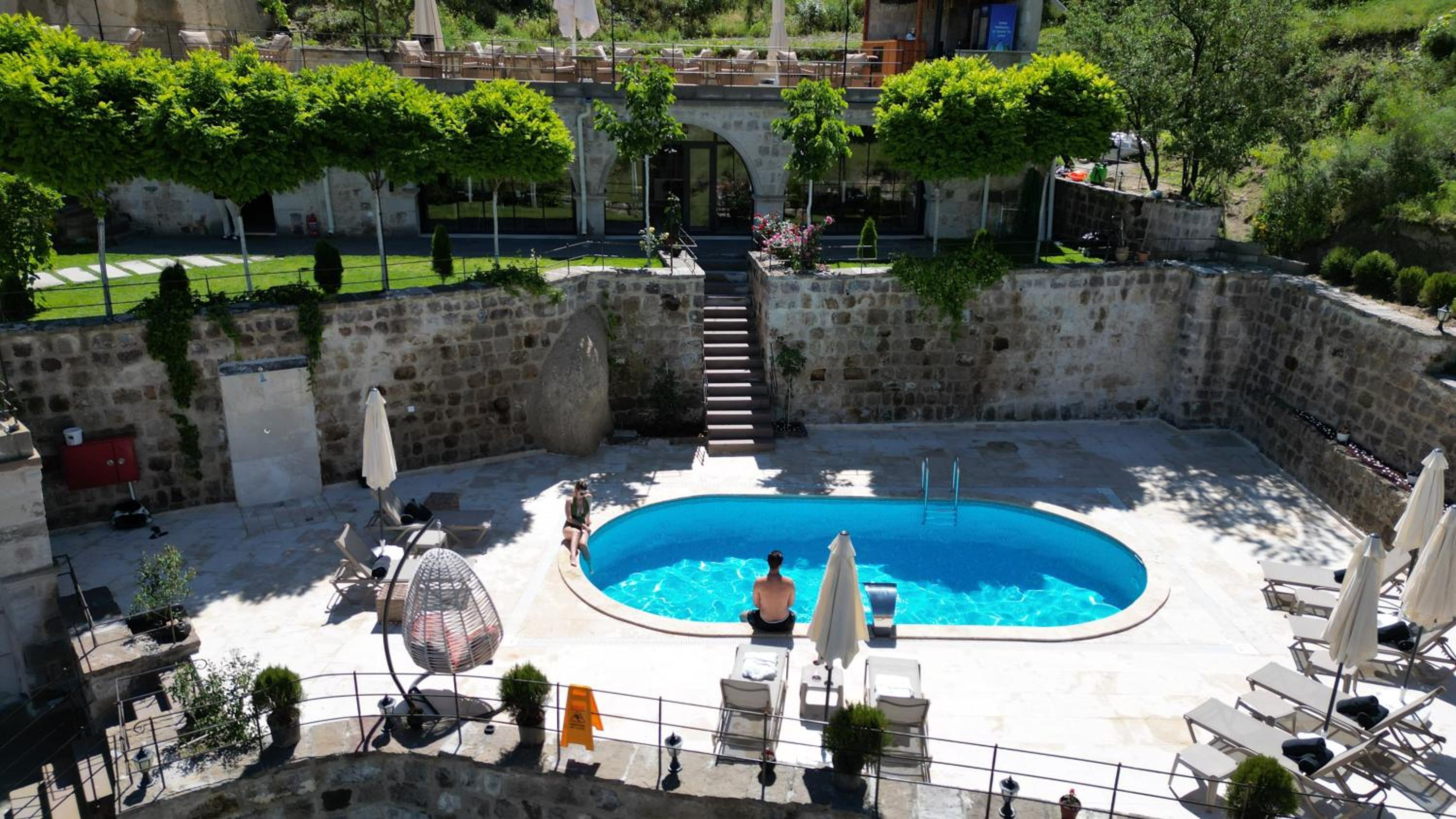 Secret Hill Cave Suites - Image 102