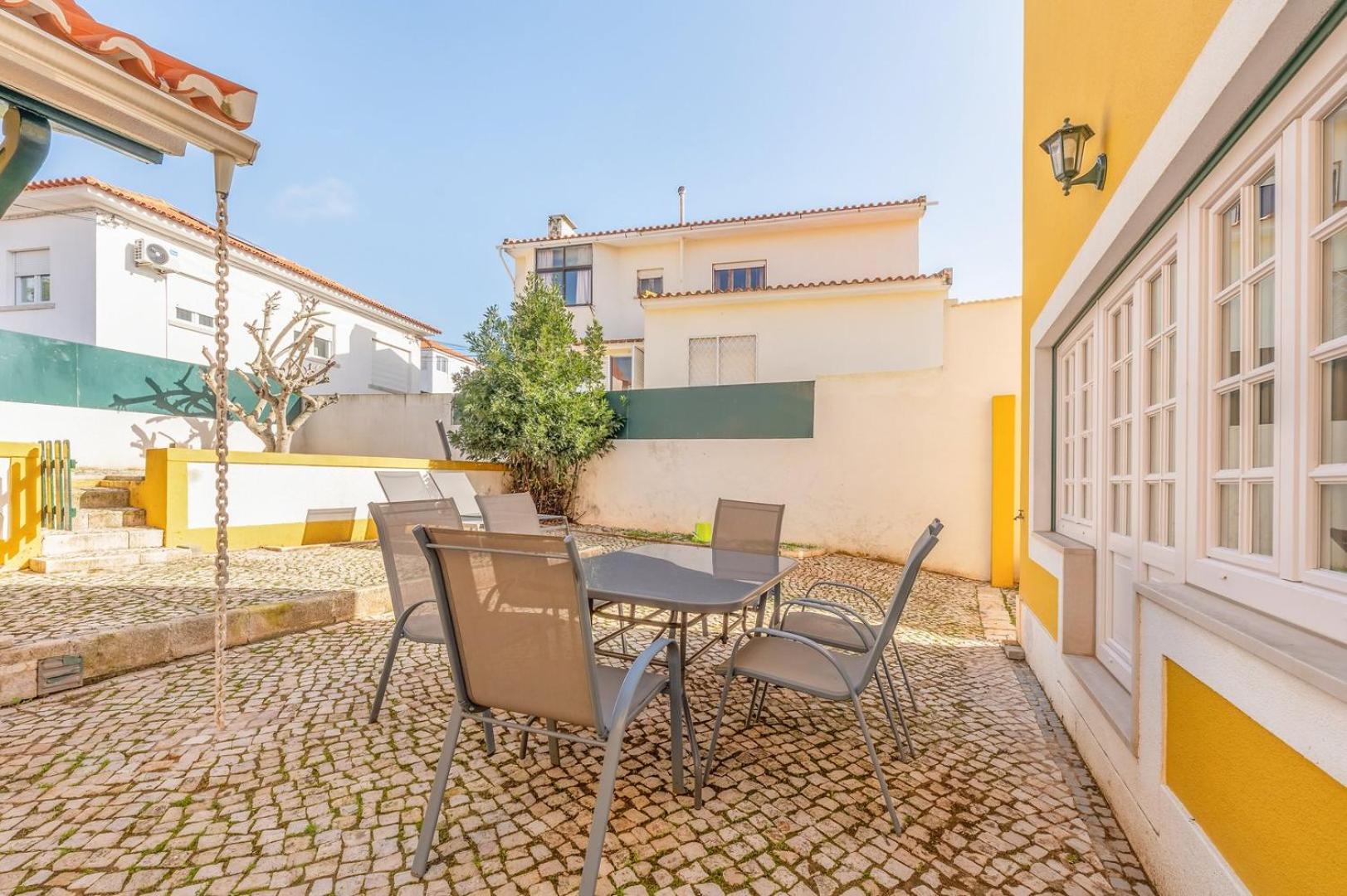 GuestReady - Traditional home in Parede