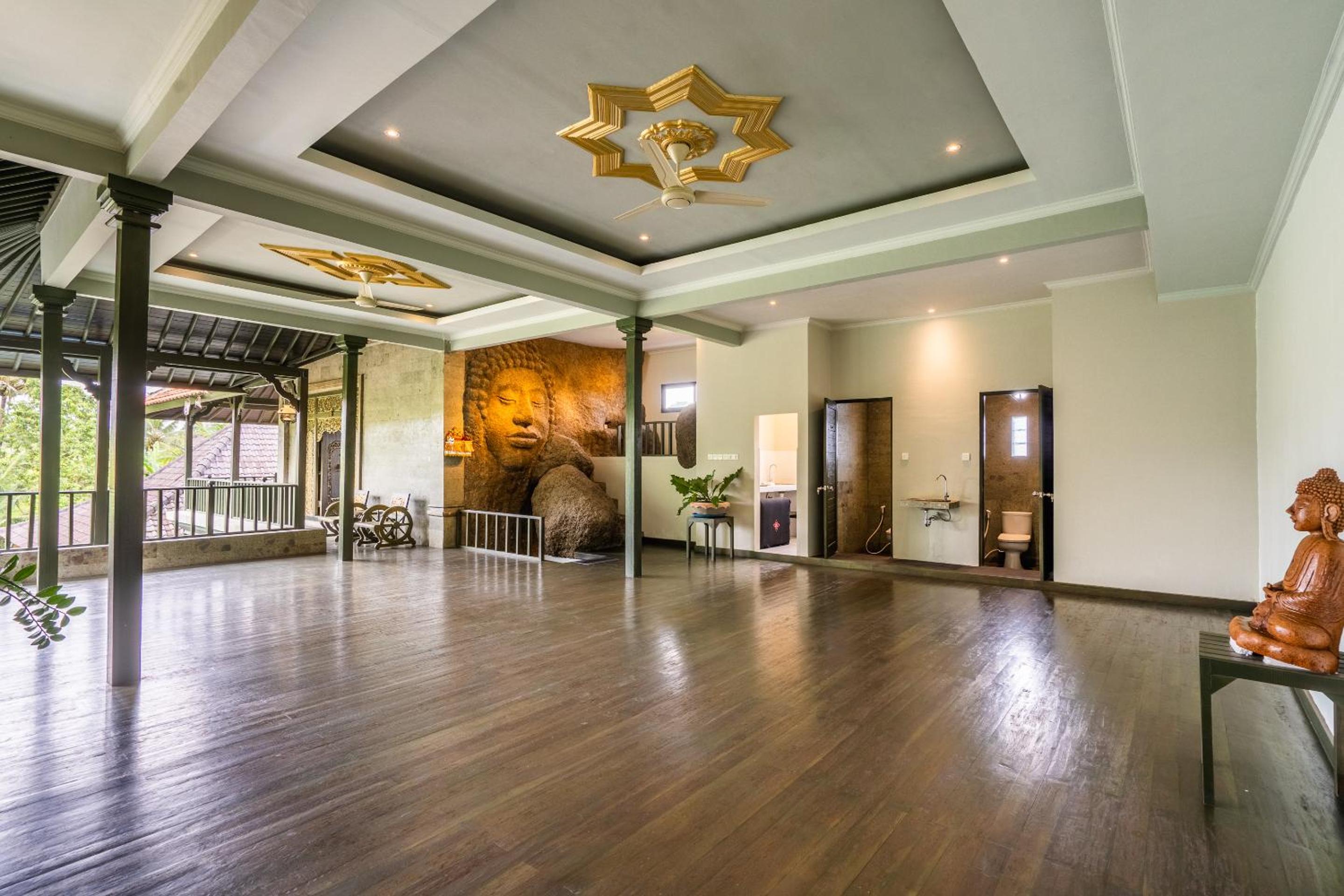 meeting & event spaces