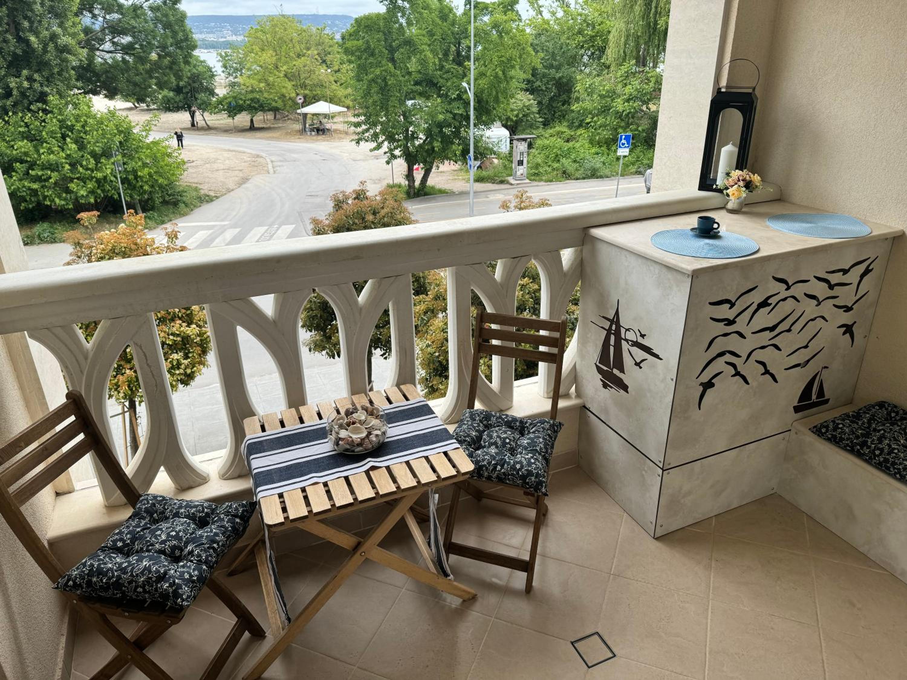 balance & terrace
