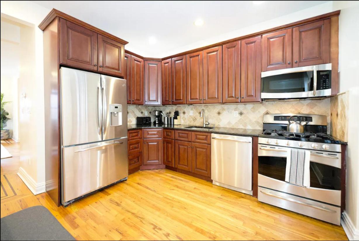 Million Dollar Home Enjoy Large Private Outdoor Space I Tito I