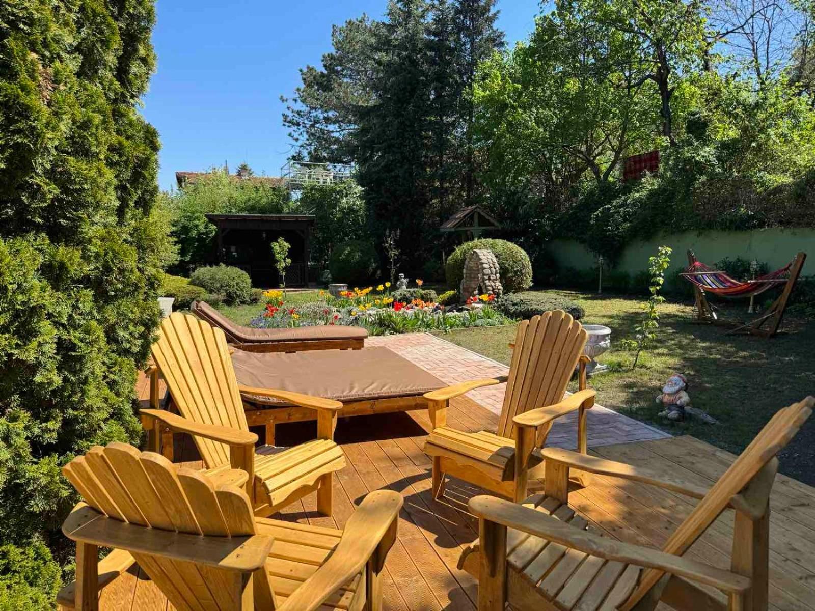 Villa Boyana City & Relax with Hot Jacuzzi and Sauna by BookVillaBG