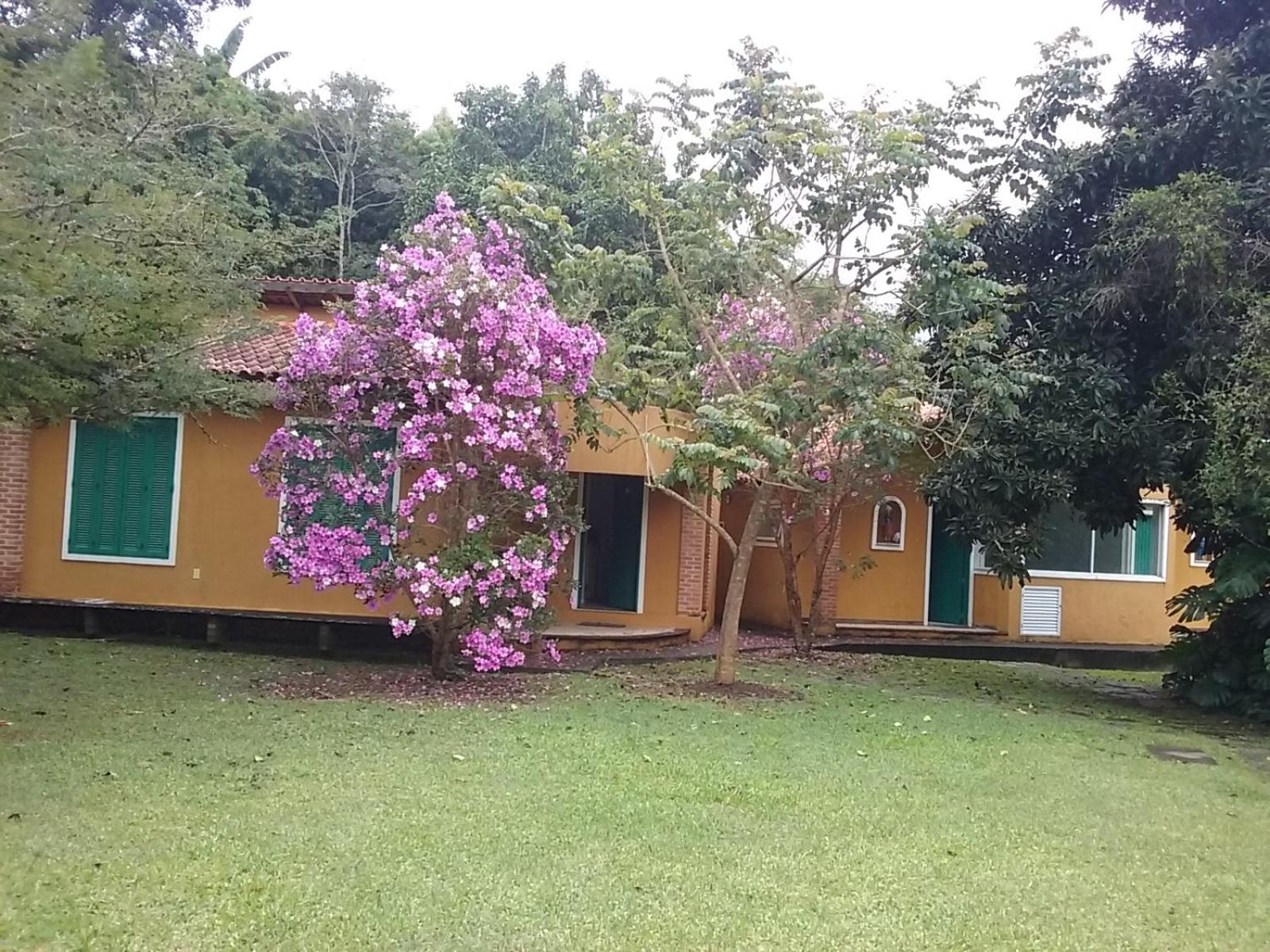 Estrada do Carangola 2148 Amoedo
