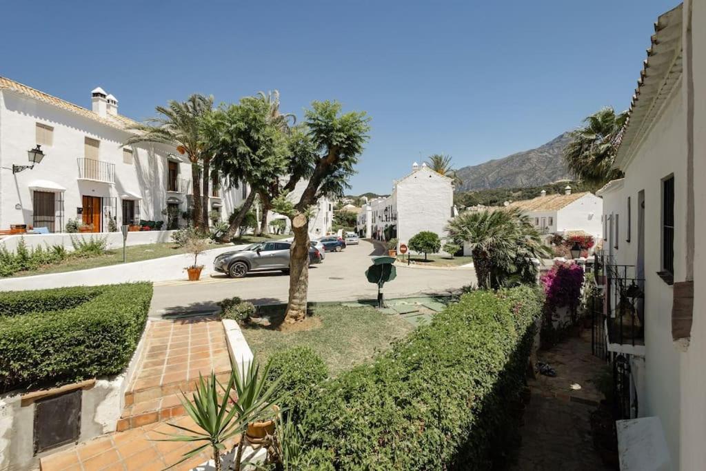 Private pool in charming Andalucian Pueblo RDR392 view 3