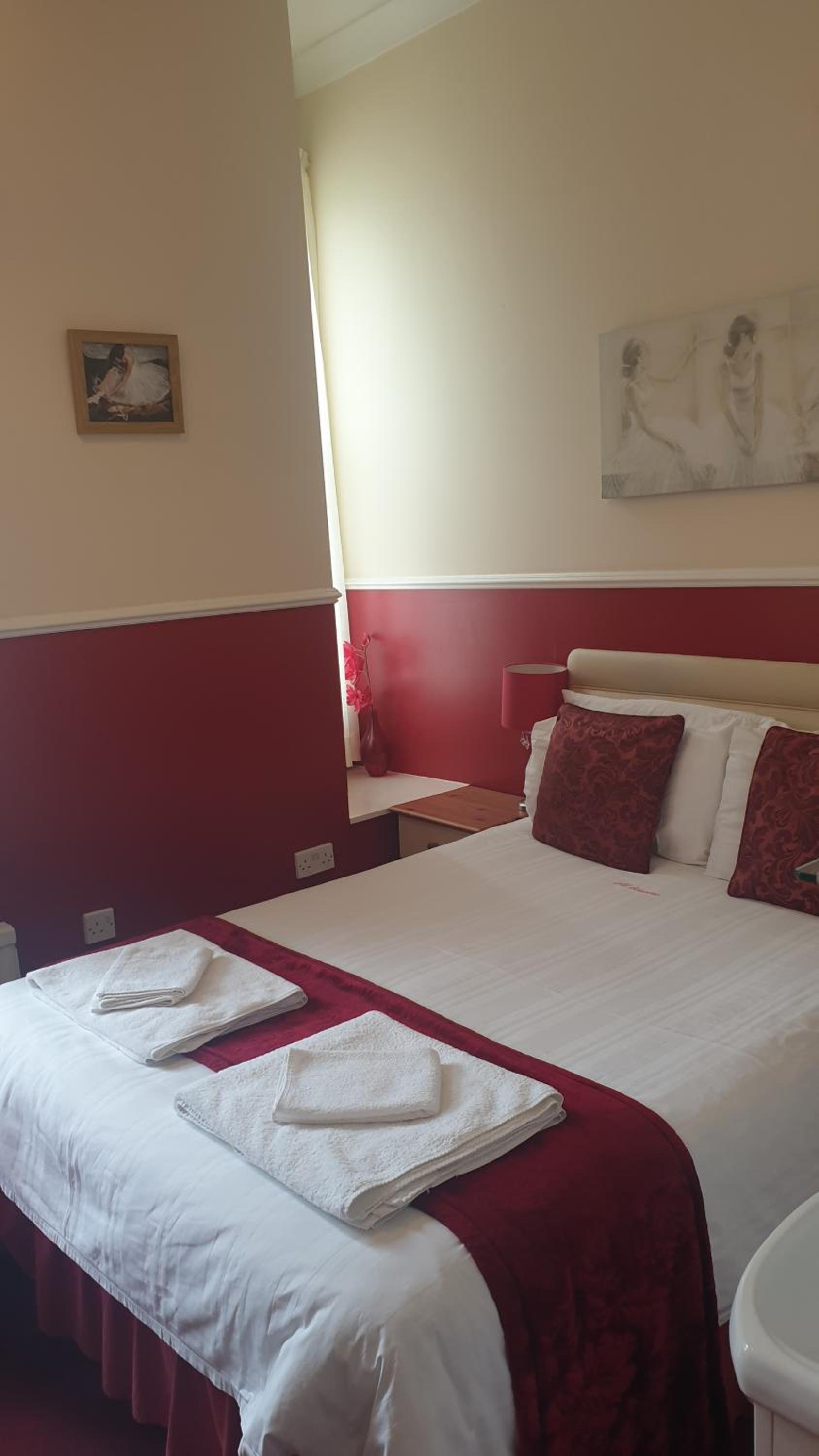 All Seasons Guest House
