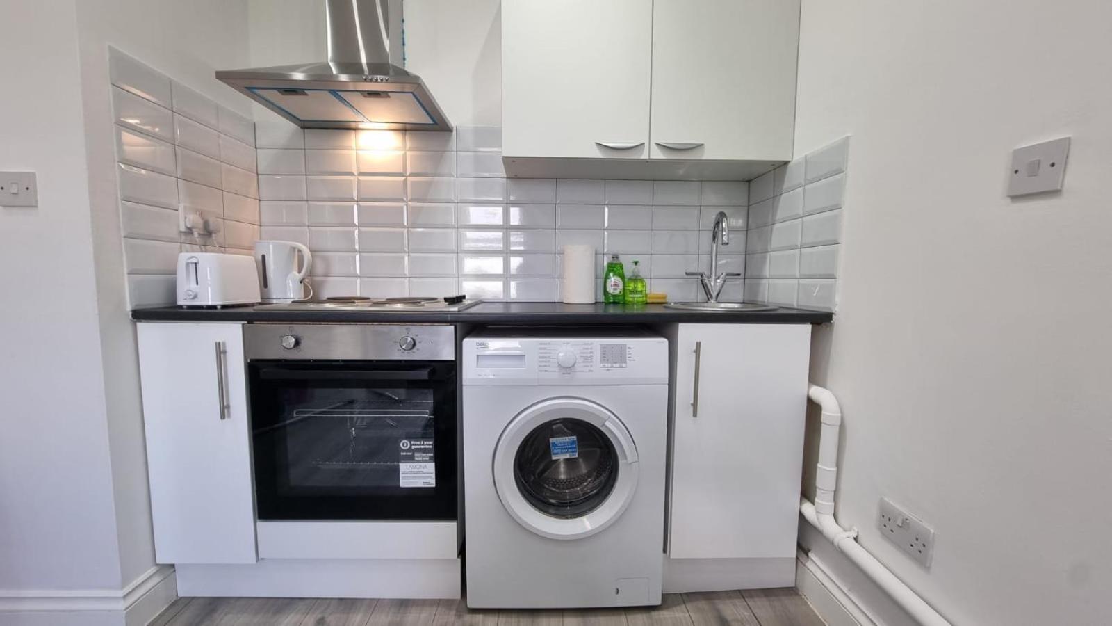 Studio for 2 Person next to Woodgreen