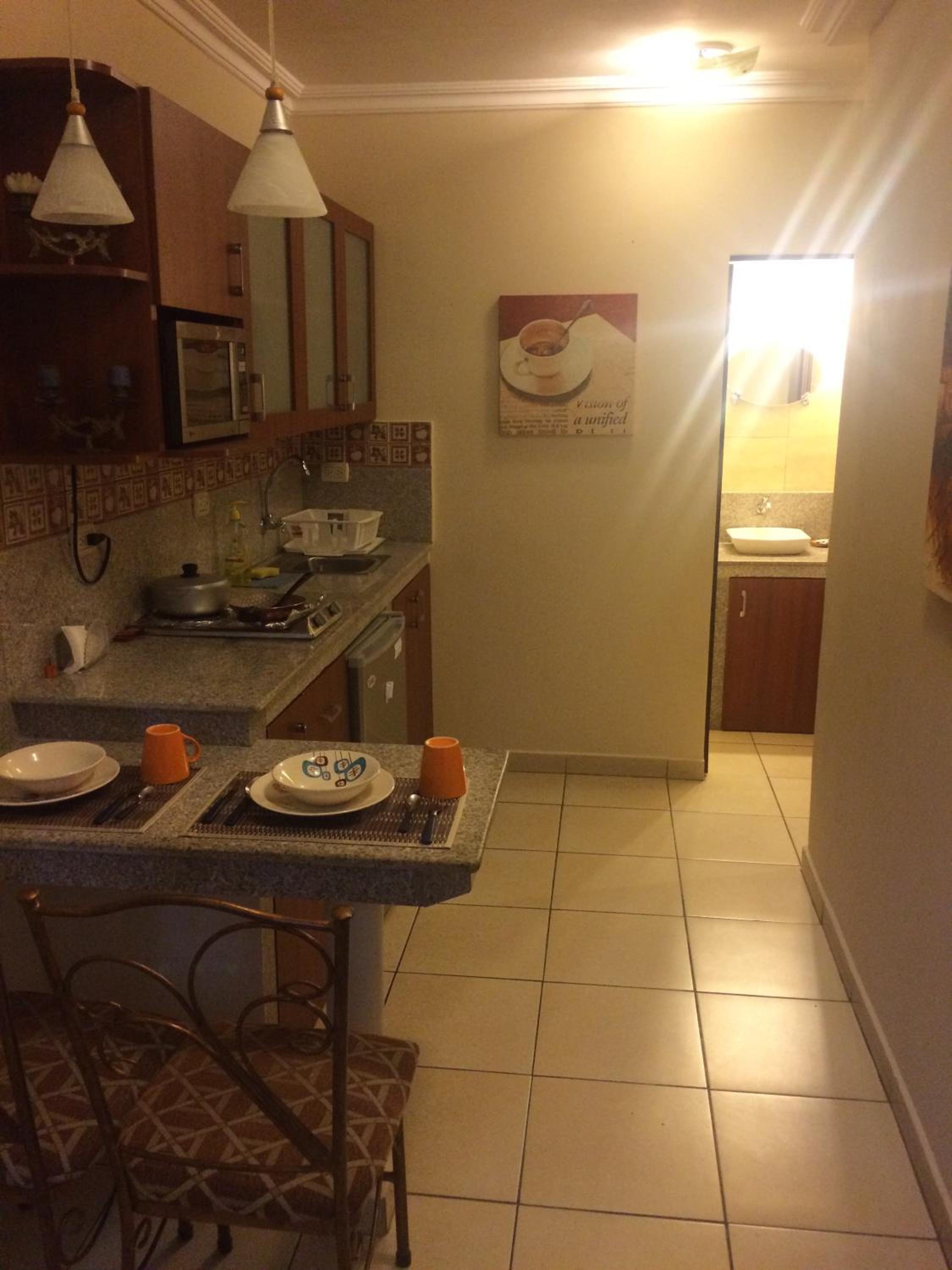 El Patio Suites II