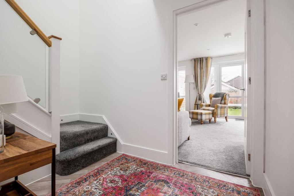 Beautiful house in Poole with parking, 2 bed & 2 bathroom view 2