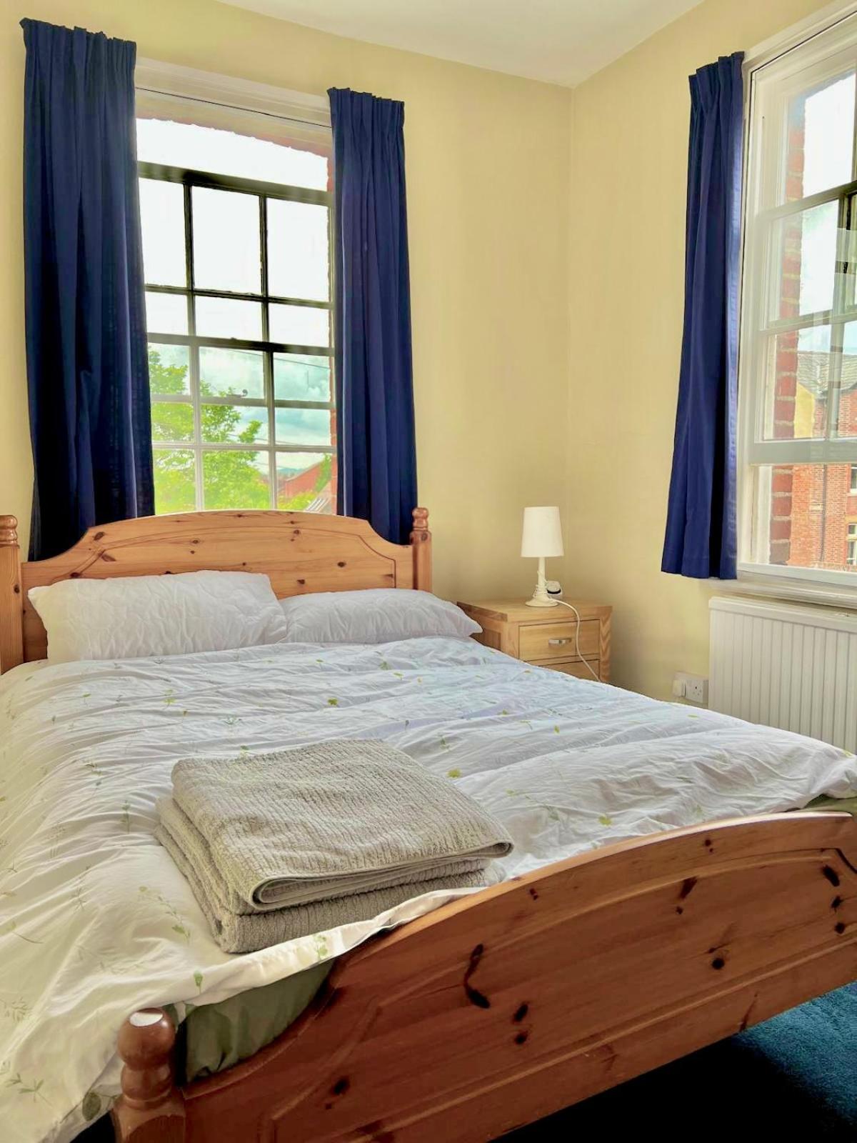Oxford Vacations - Historic Manor house in city - Property Image 10