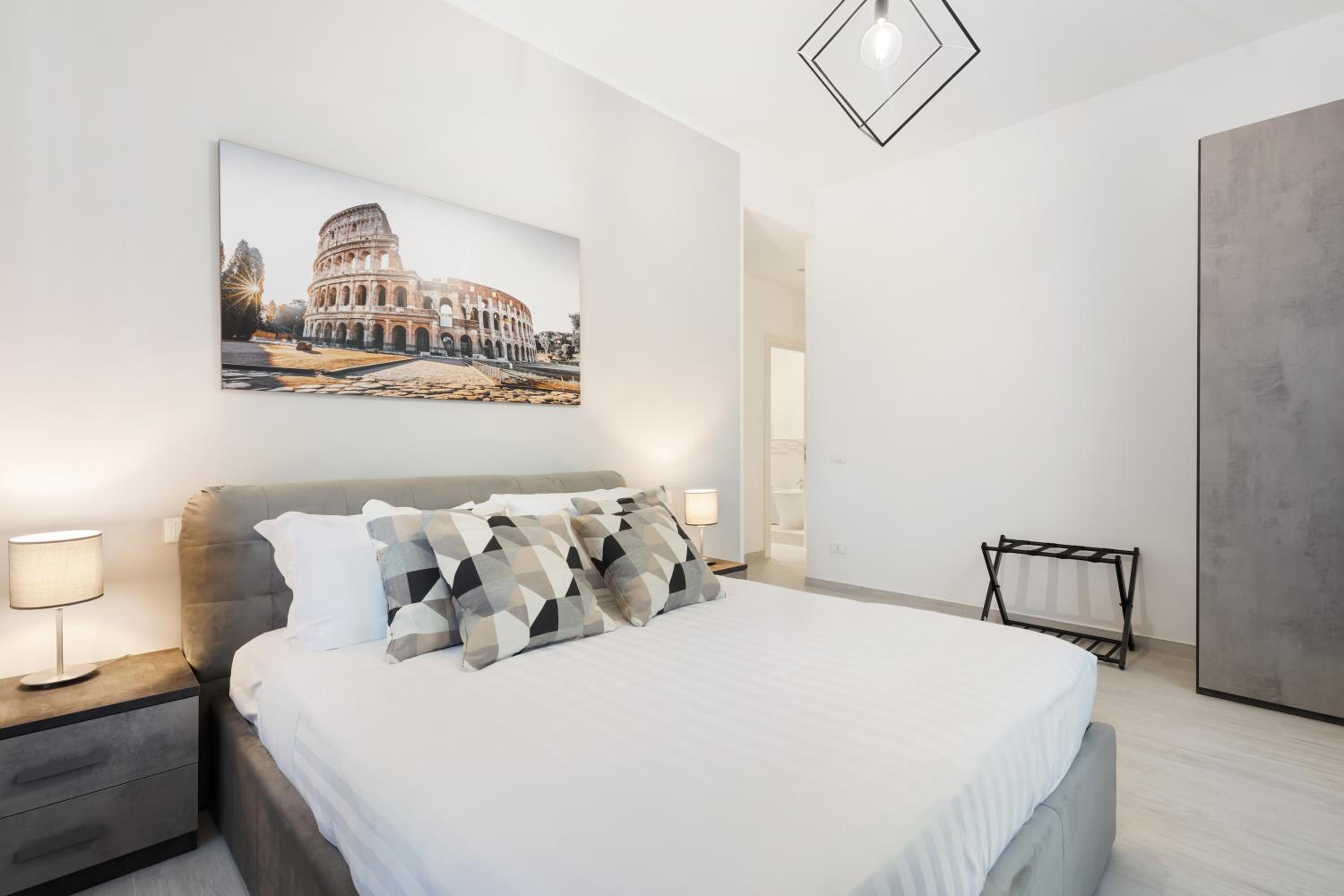 Clodio Welcome - 5 camere arredate con bagno interno - zona comune - condizionatori -