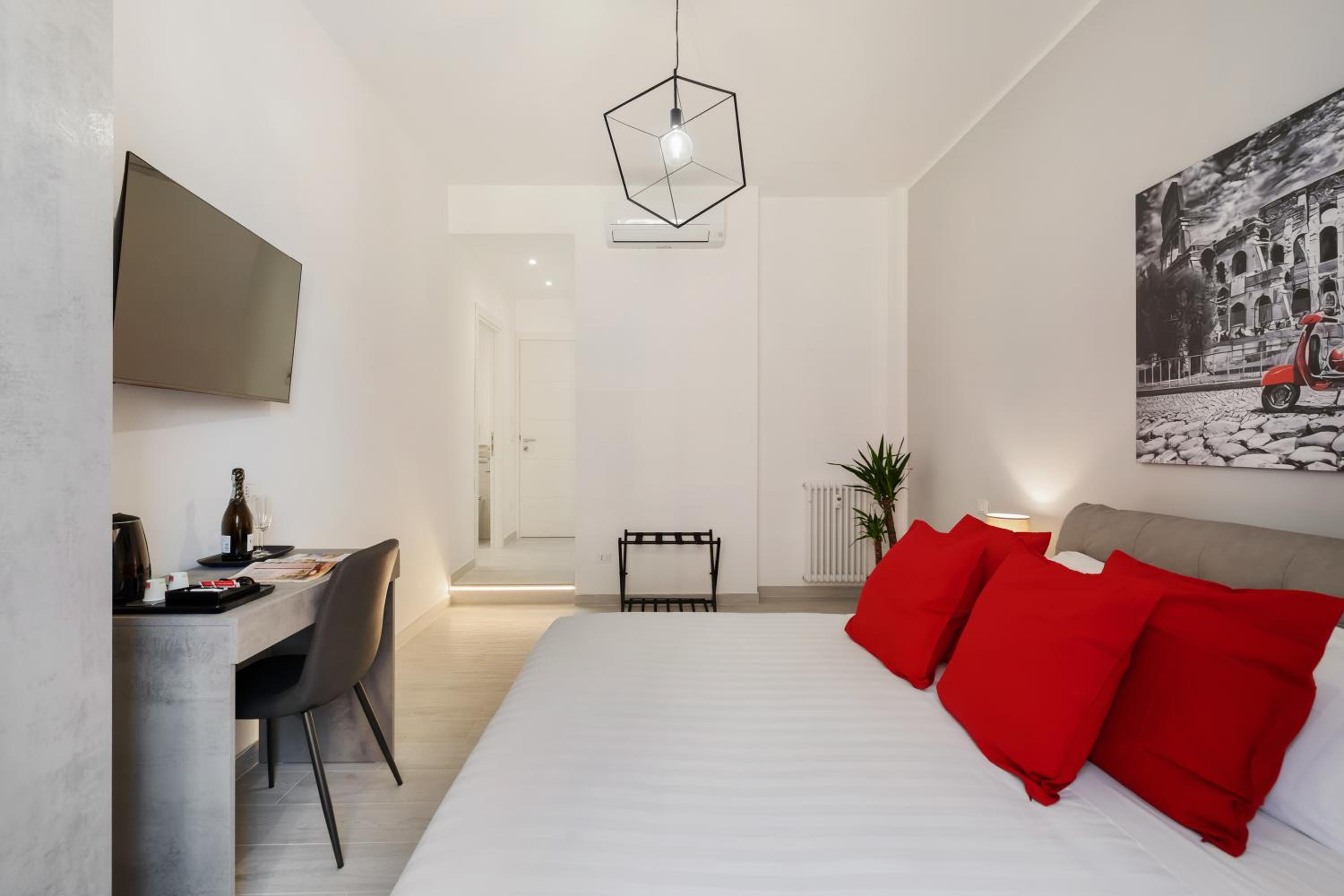 Clodio Welcome - 5 camere arredate con bagno interno - zona comune - condizionatori -