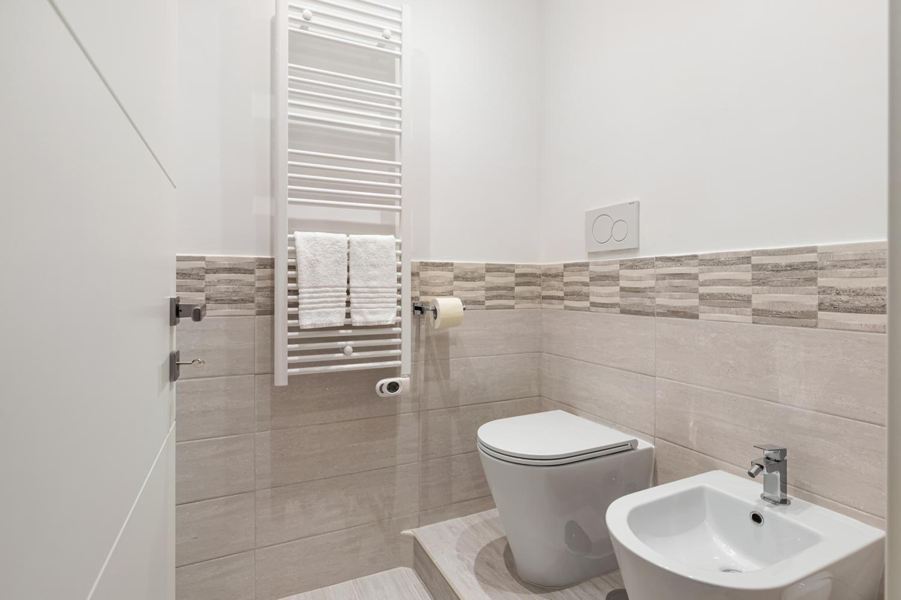 Clodio Welcome - 5 camere arredate con bagno interno - zona comune - condizionatori -