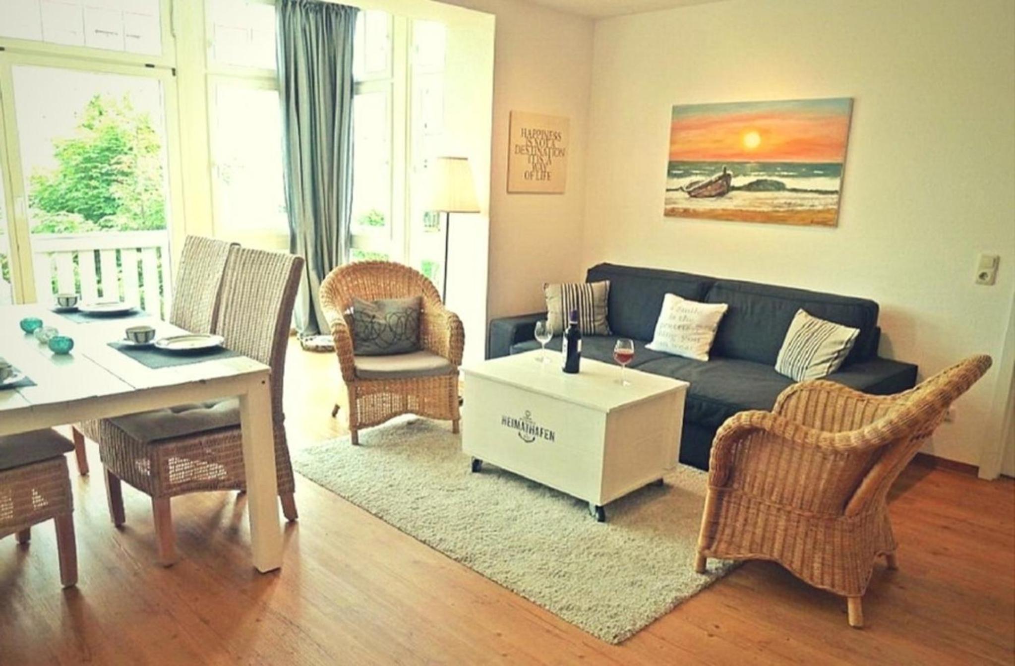 FeWo Beach Loft - mit großem Wintergarten, nur 300m vom Ostseestrand