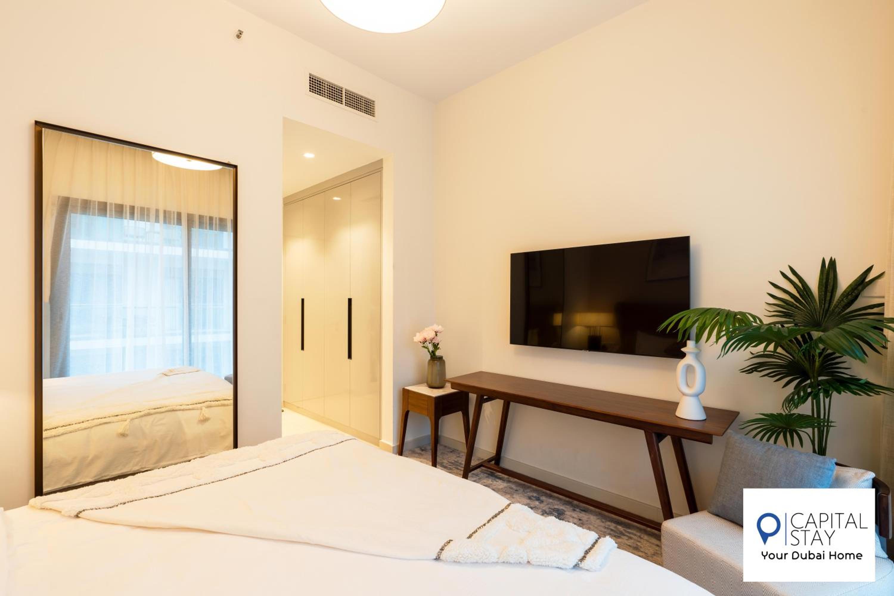 Capital Stay- Private Two Bed Apartment - The Address Beach Resort Residences Fujairah