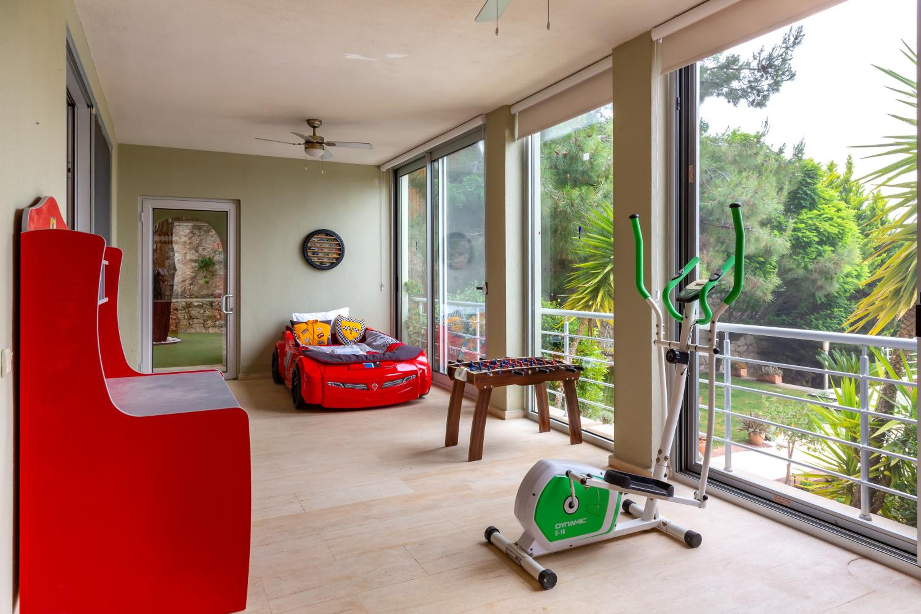 activities & amenities