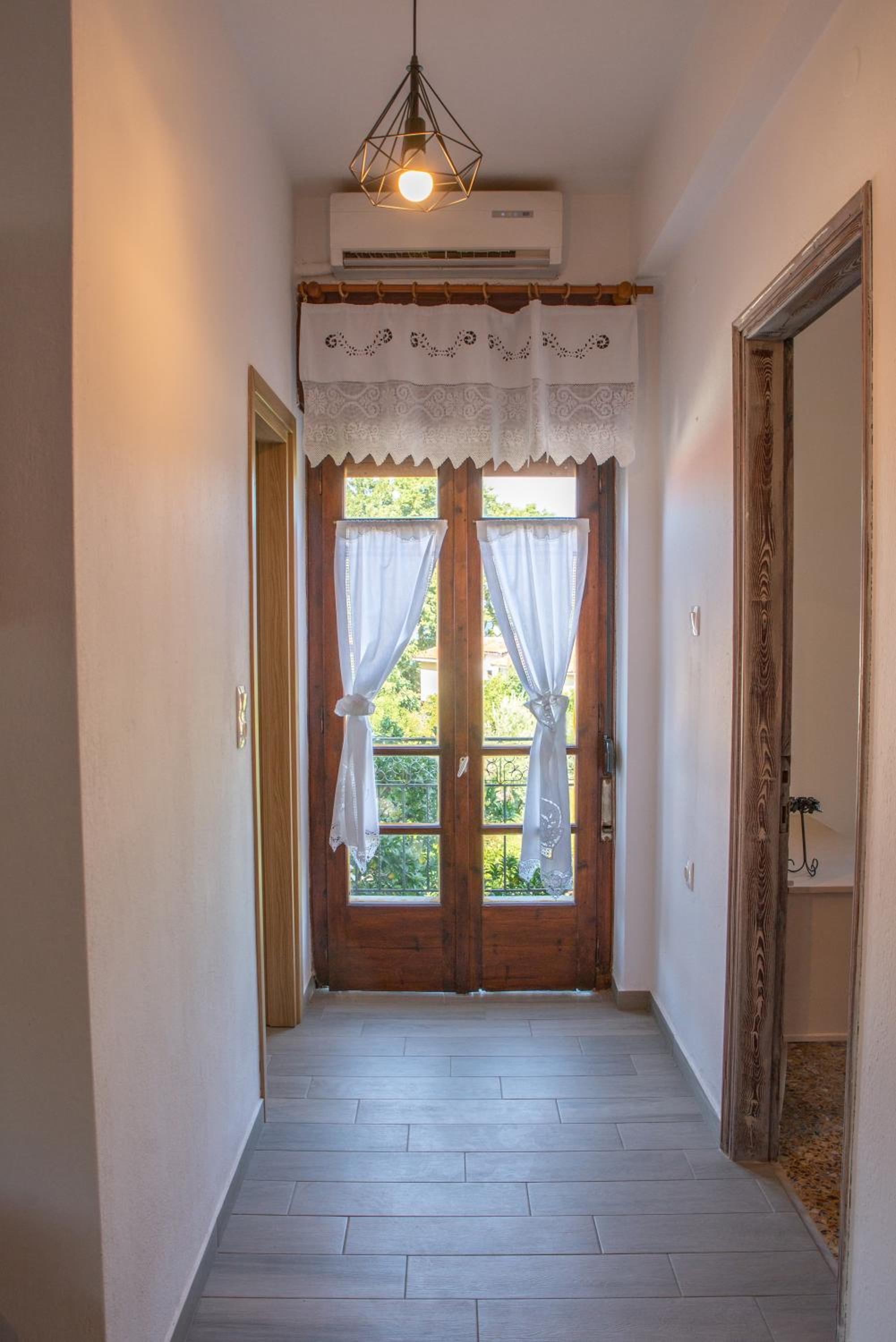 Naia House