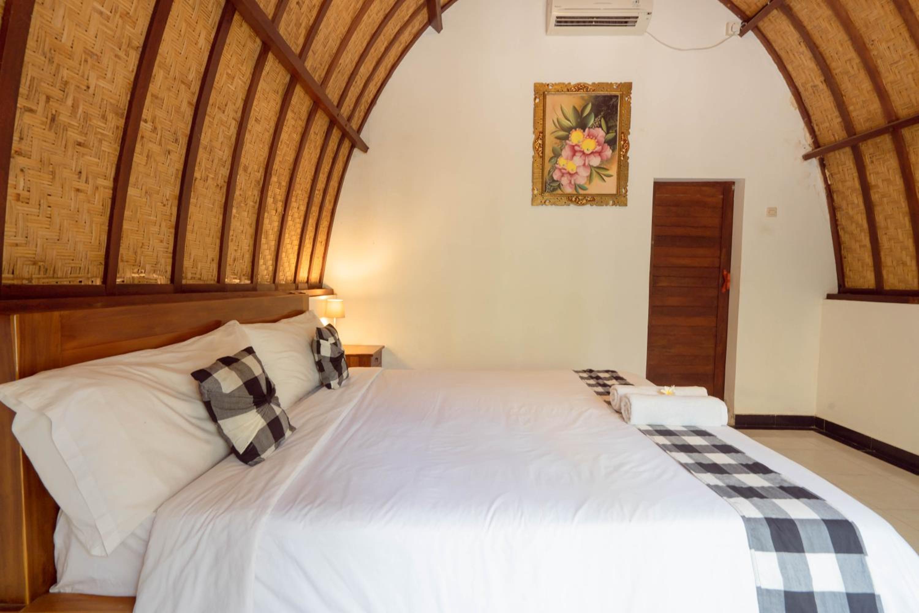 Ratu Cottage by OurStory Travels view 3
