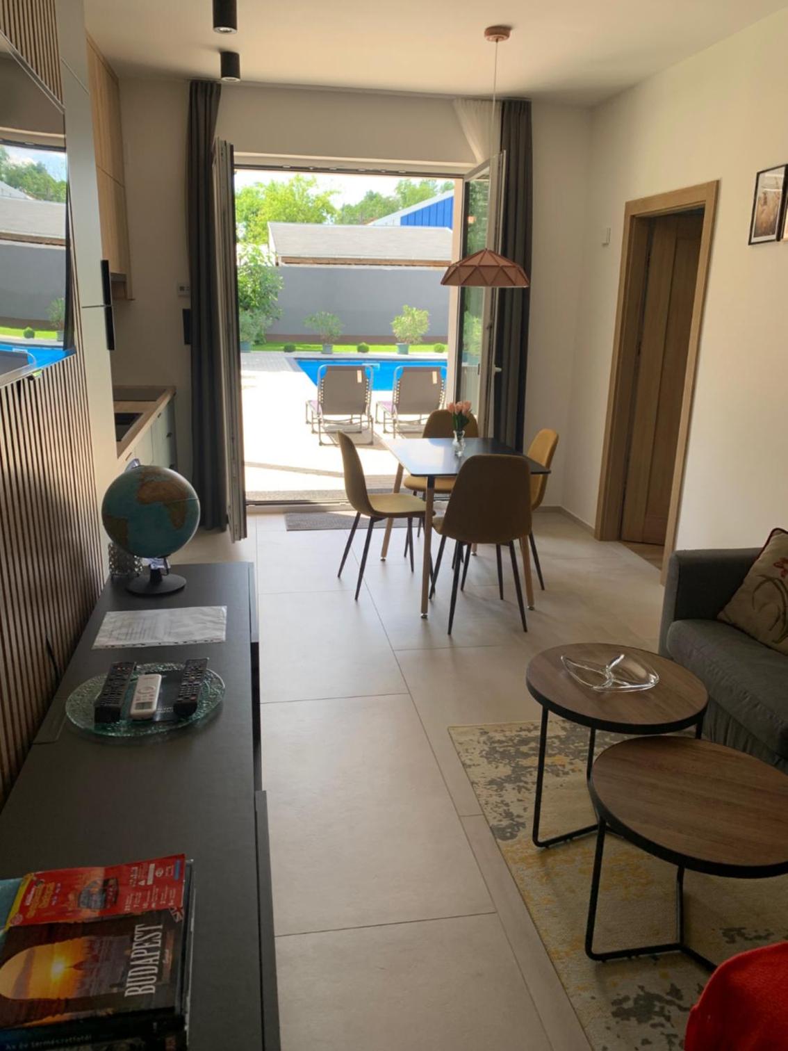 Oasis apartman