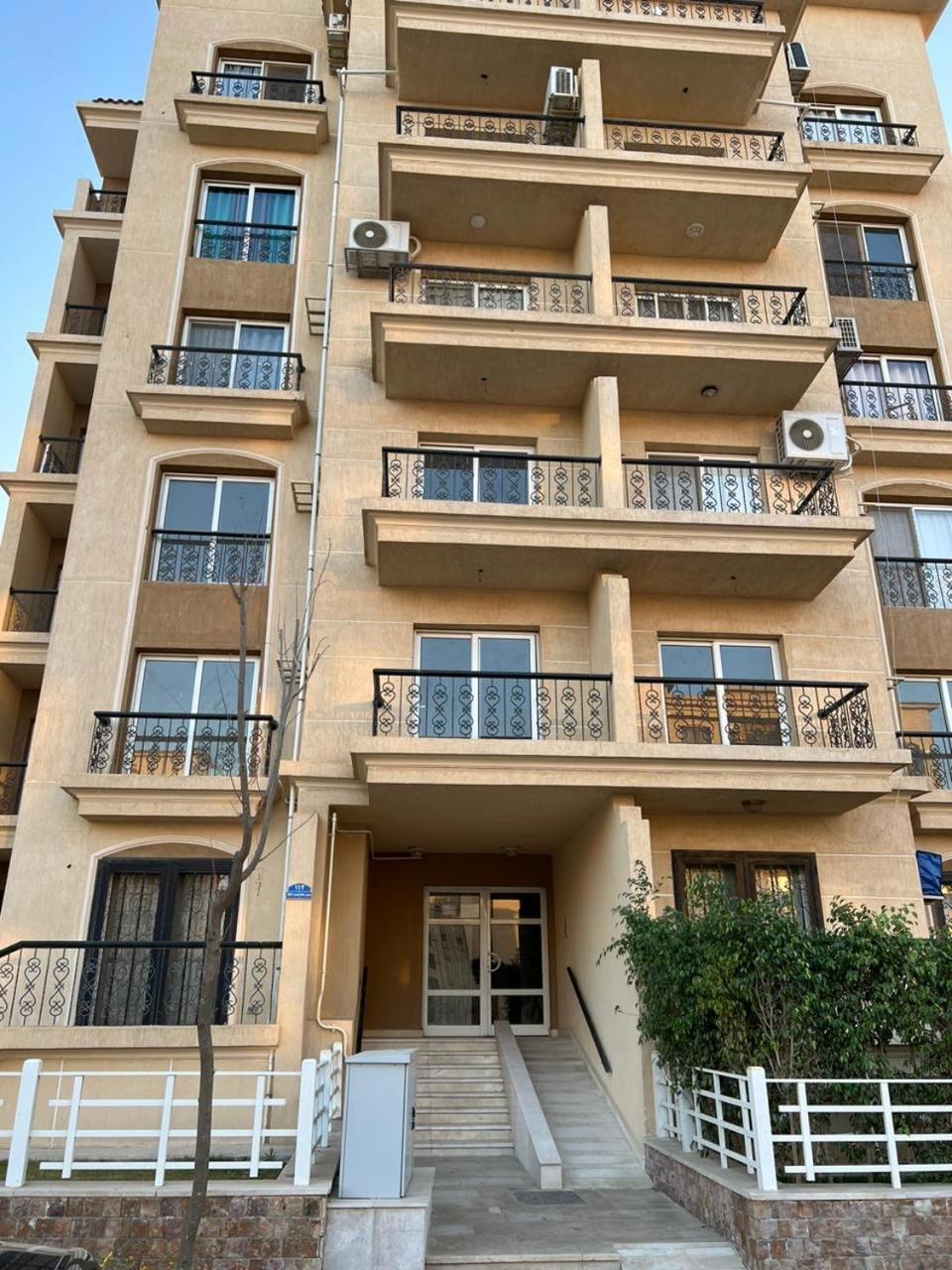 Luxury apartment in rehab city