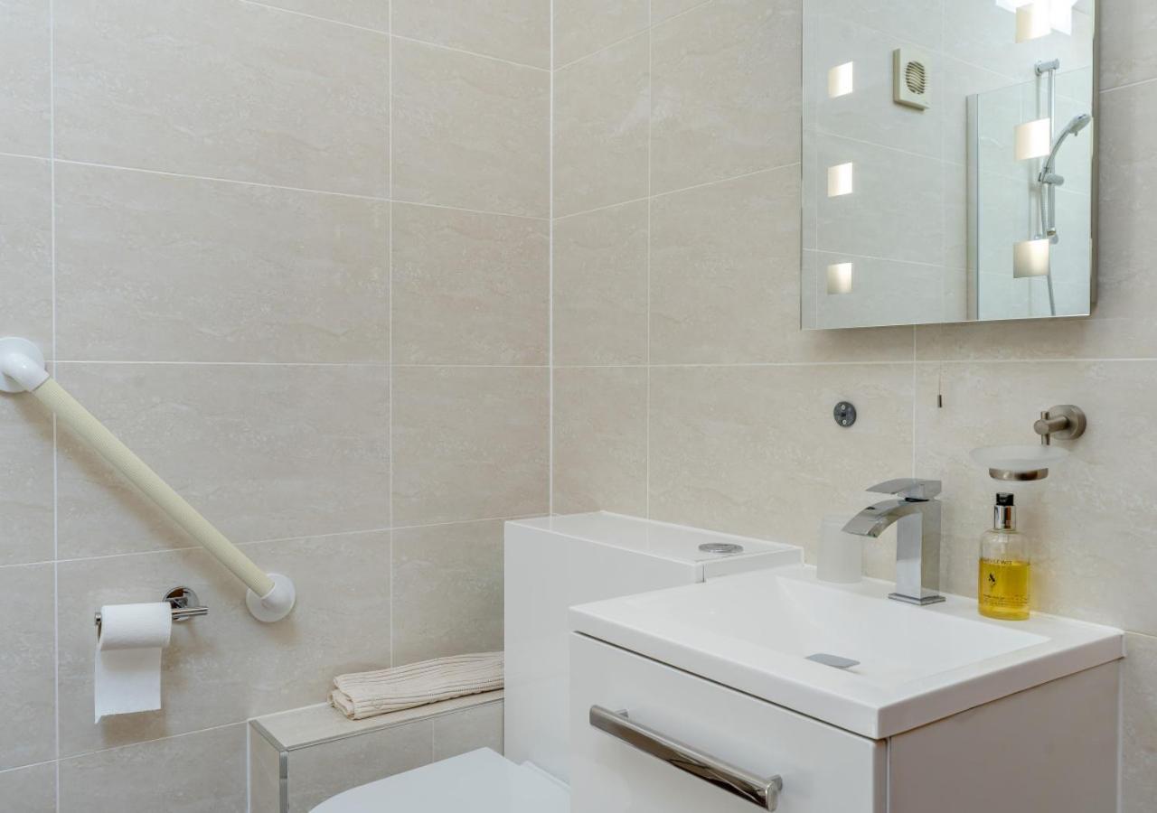 1 Bed in Wonastow oc-l29426