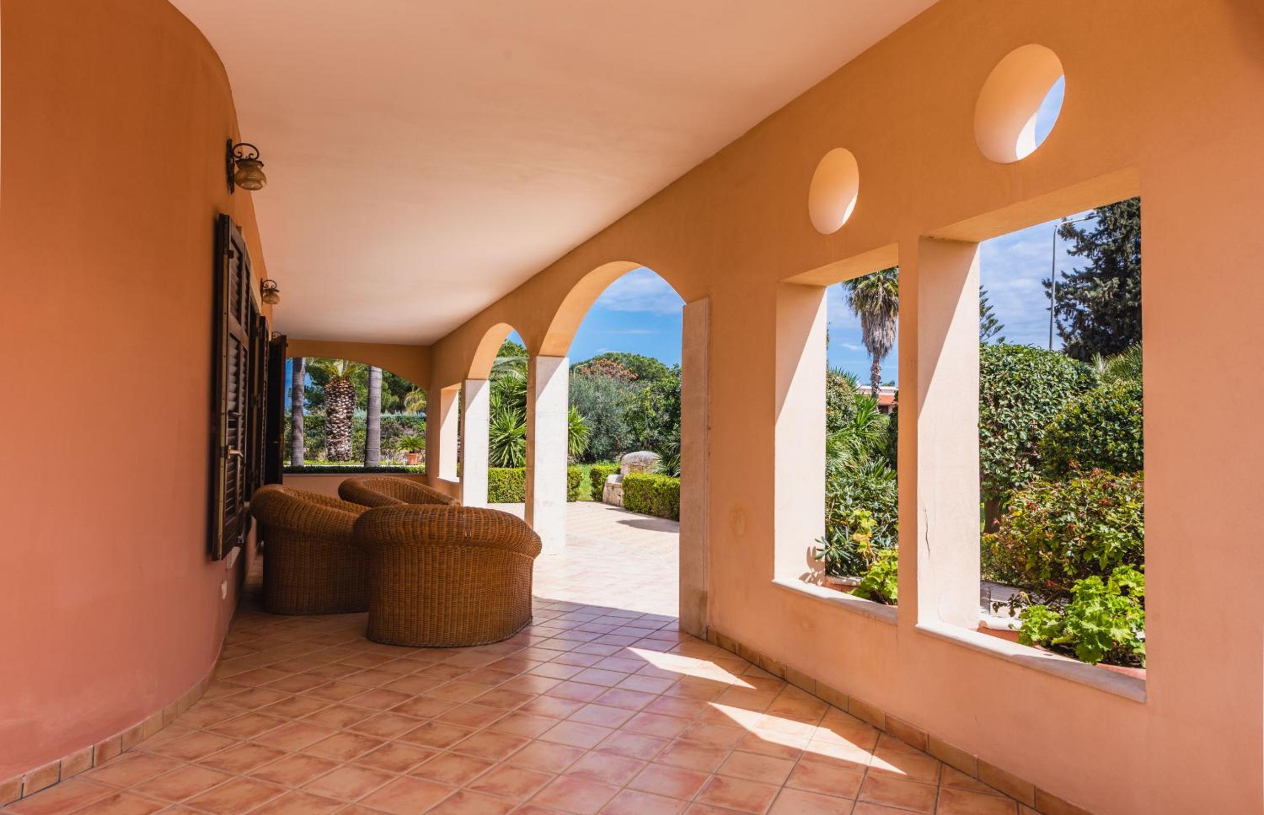 Villa Arenella con Piscina by Wonderful Italy