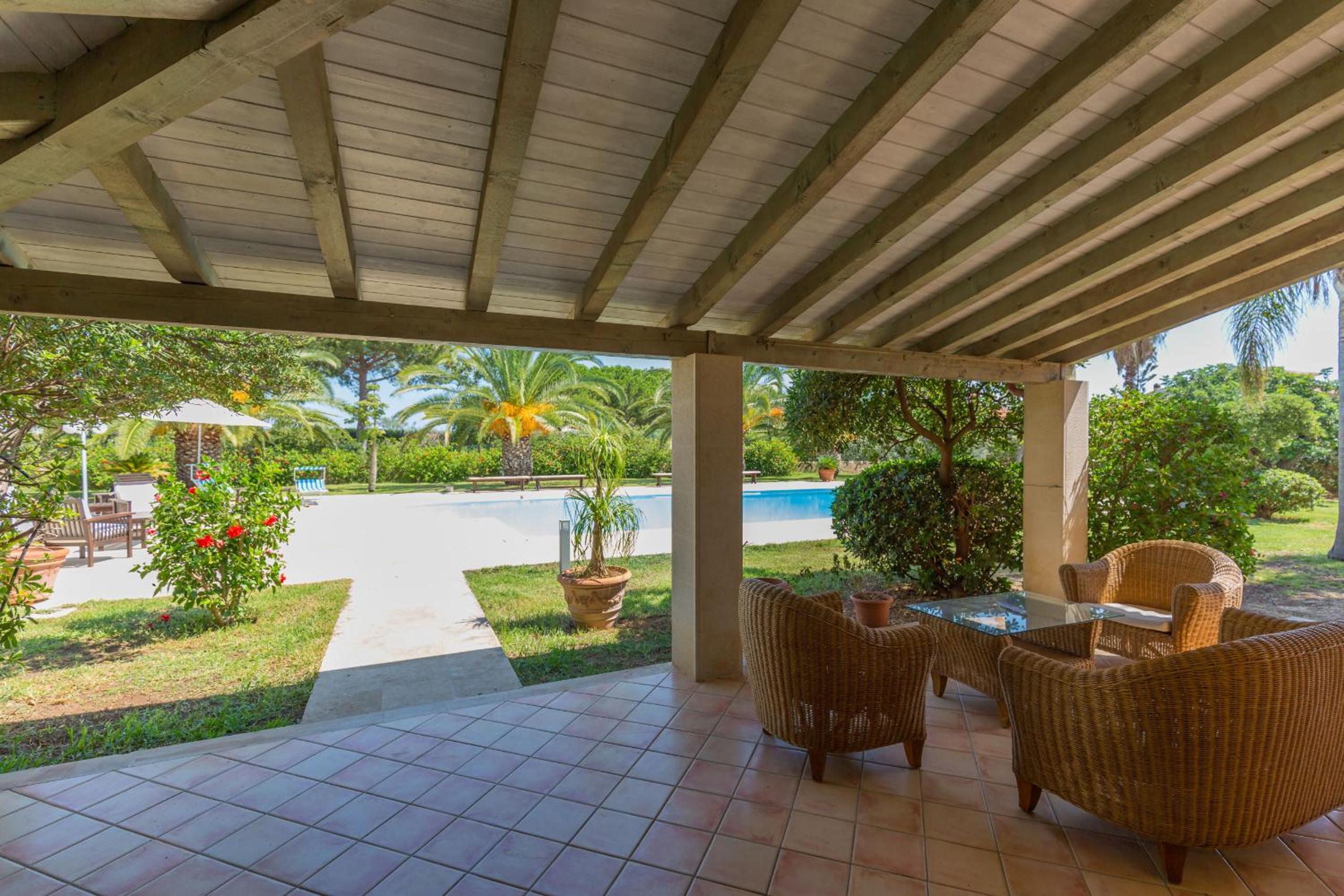 Villa Arenella con Piscina by Wonderful Italy