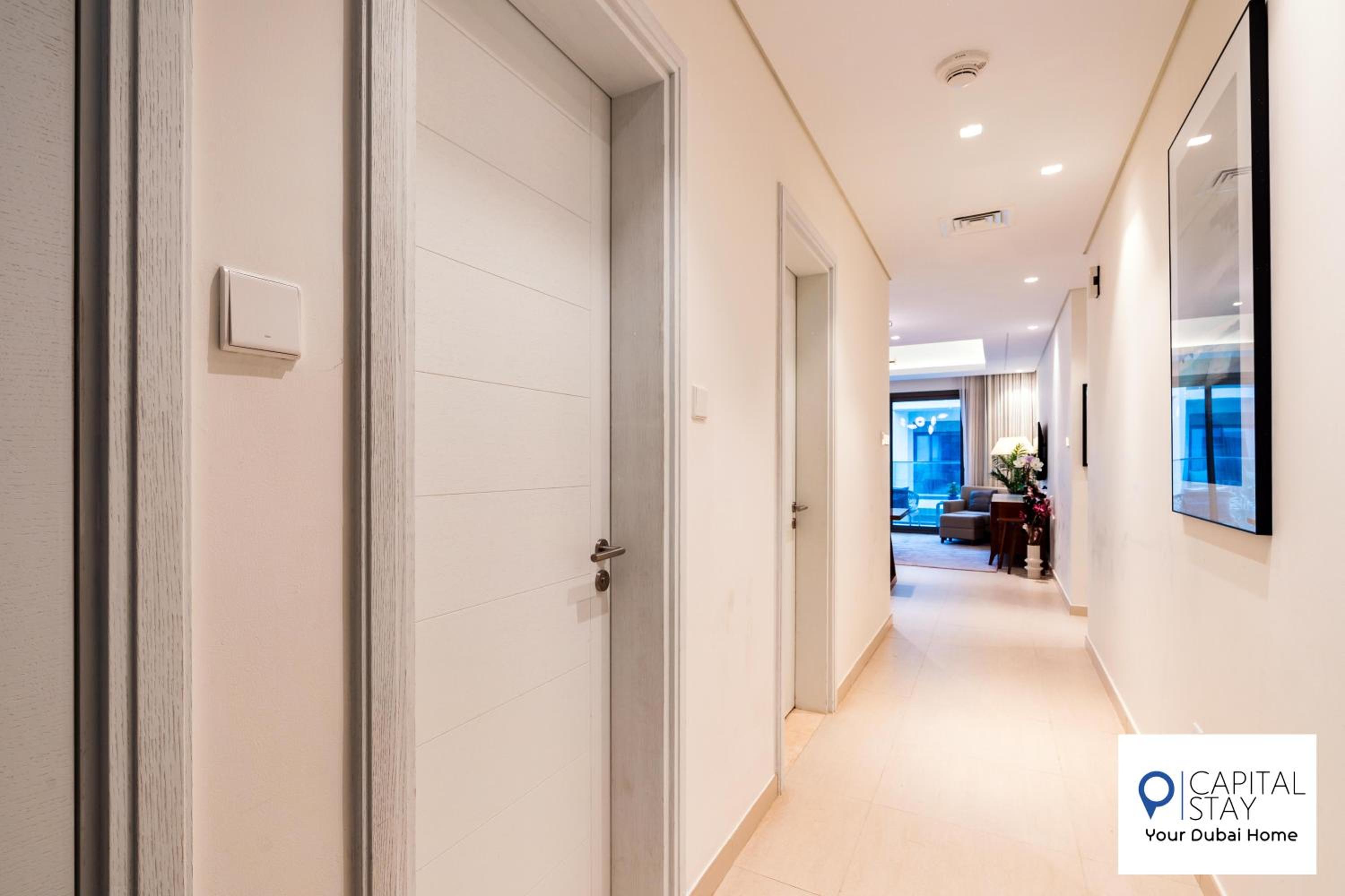 Capital Stay- Private Two Bed Apartment - The Address Beach Resort Residences Fujairah
