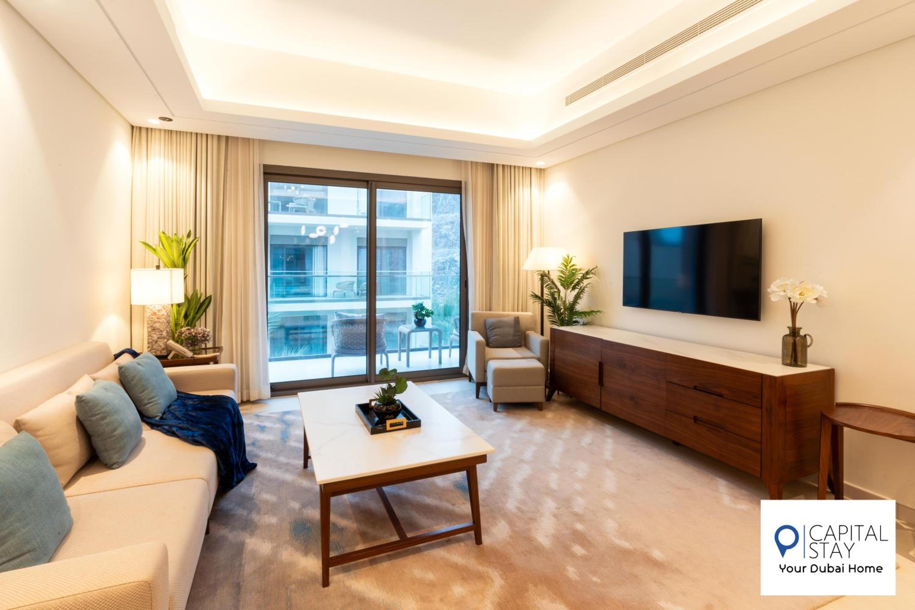 Capital Stay- Private Two Bed Apartment - The Address Beach Resort Residences Fujairah