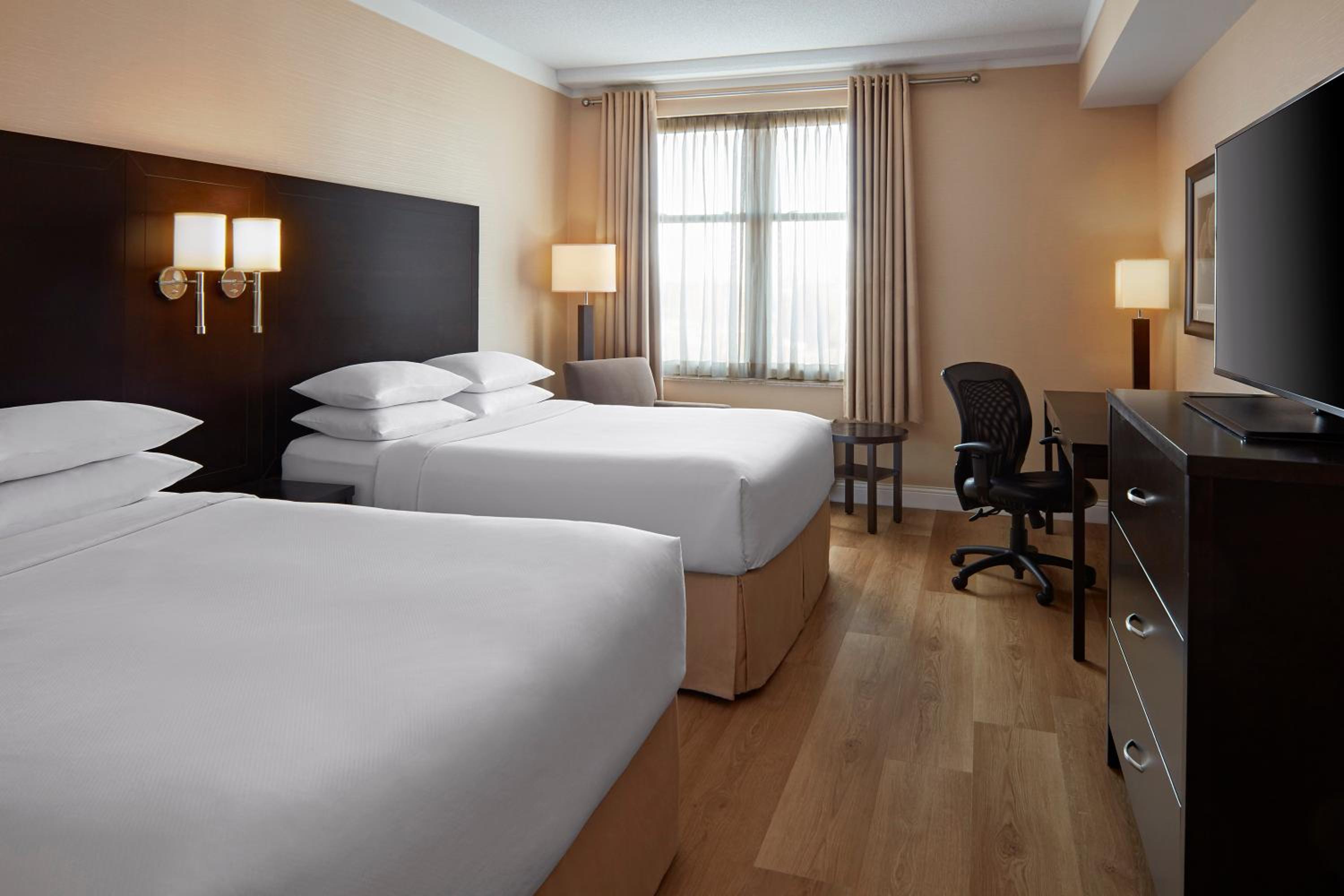 Guelph Vacations - Delta Hotels by Marriott Guelph Conference Centre - Property Image 16