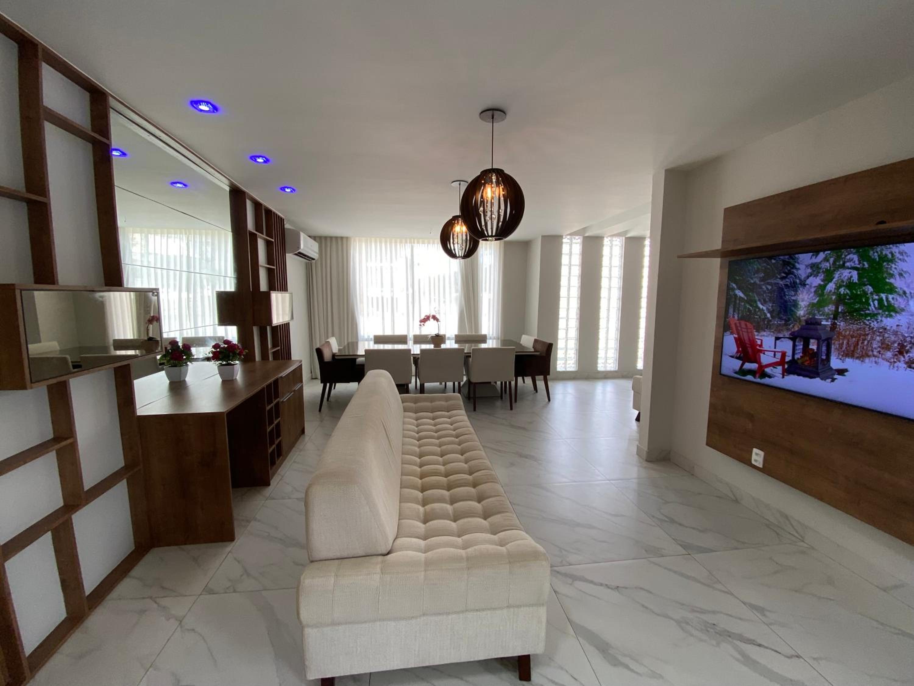 Luxuosa Casa Ilha de Guaratiba