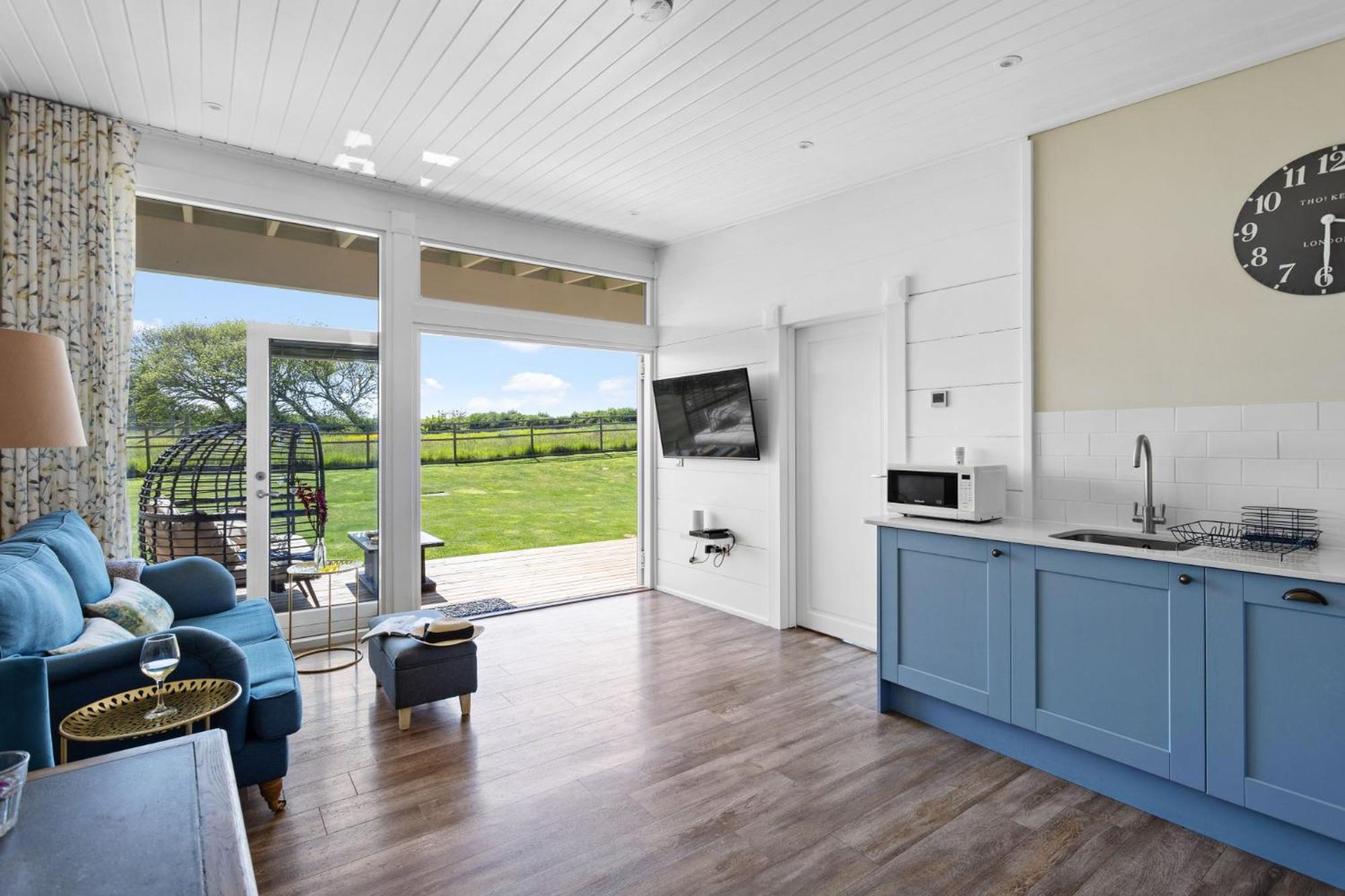 Rafters Lodge, Nr Saunton