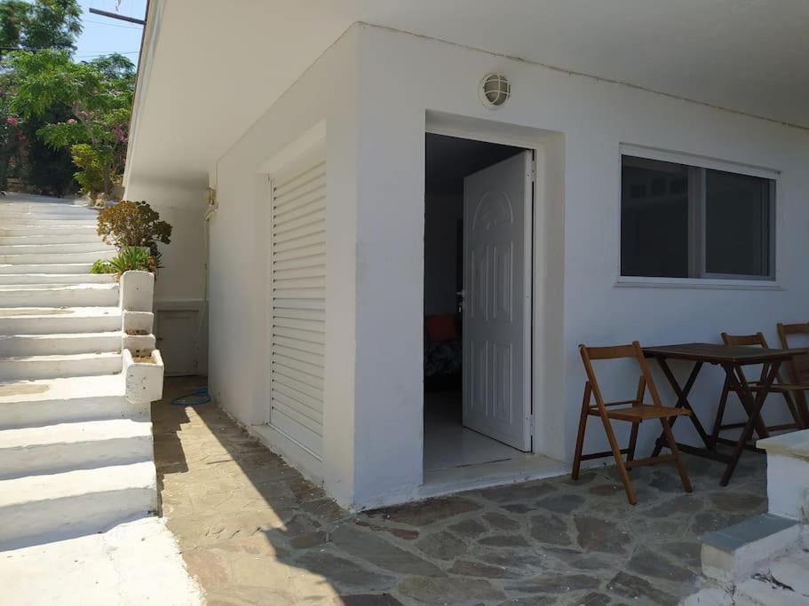 Apartment in Armenistis village