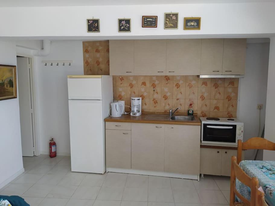 Apartment in Armenistis village