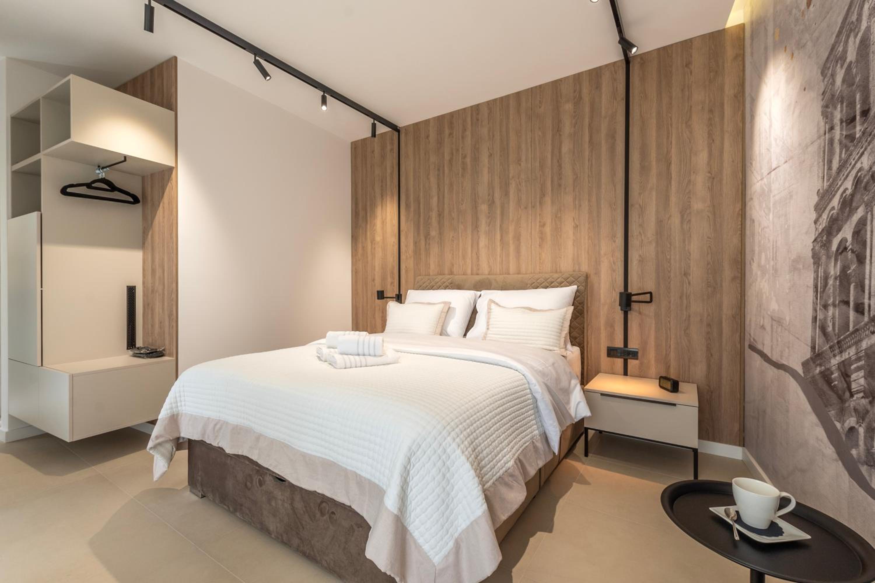 Teuta Garden Luxury Room view 3