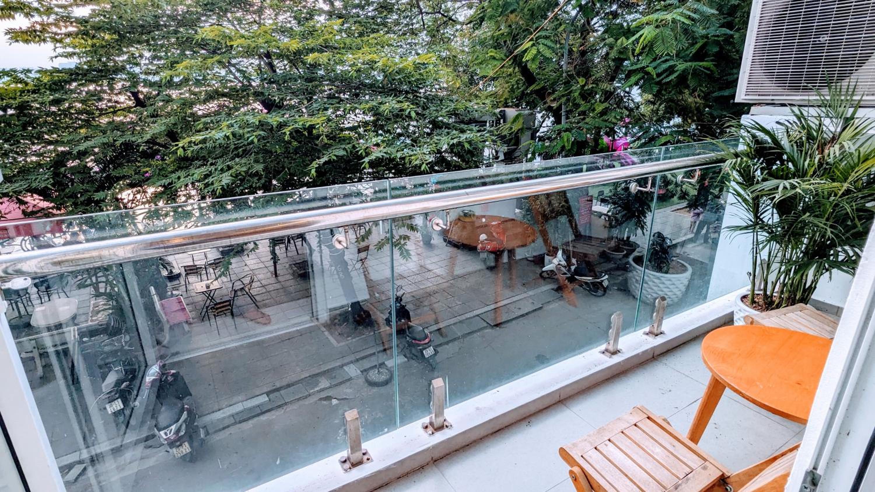 Hanoi Home 2 - Lake View Apartment